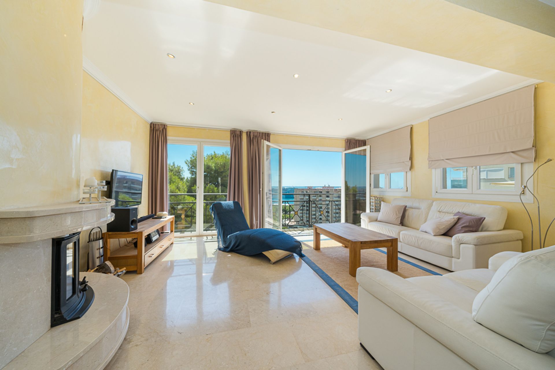 Condominio en La Bonanova, Islas Baleares 10825729