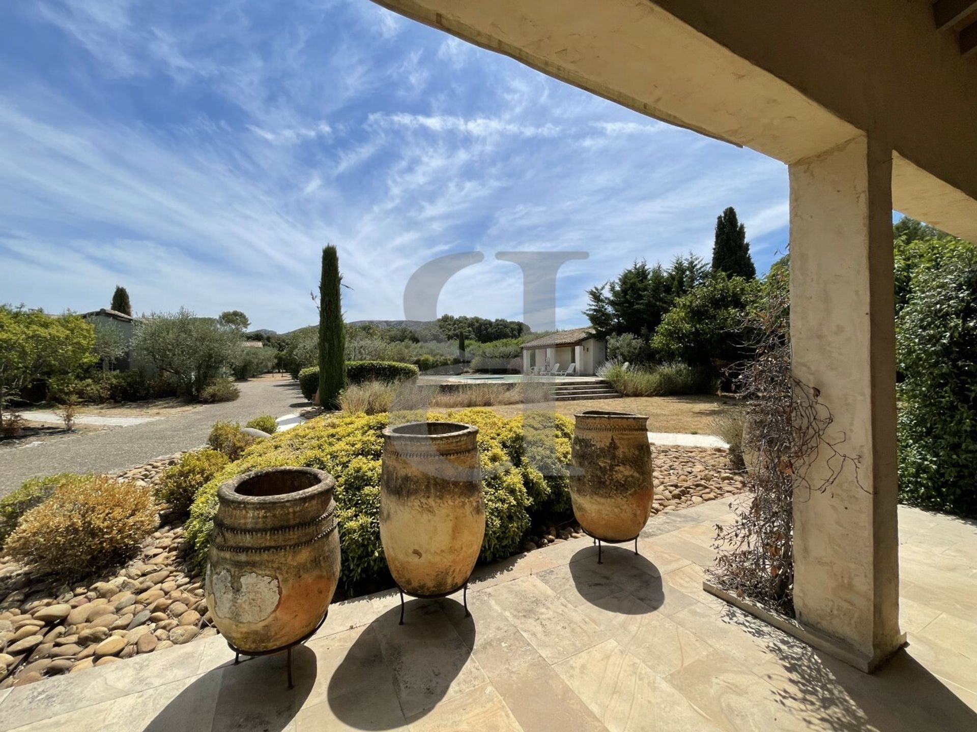 House in Eygalières, Provence-Alpes-Côte d'Azur 10826083