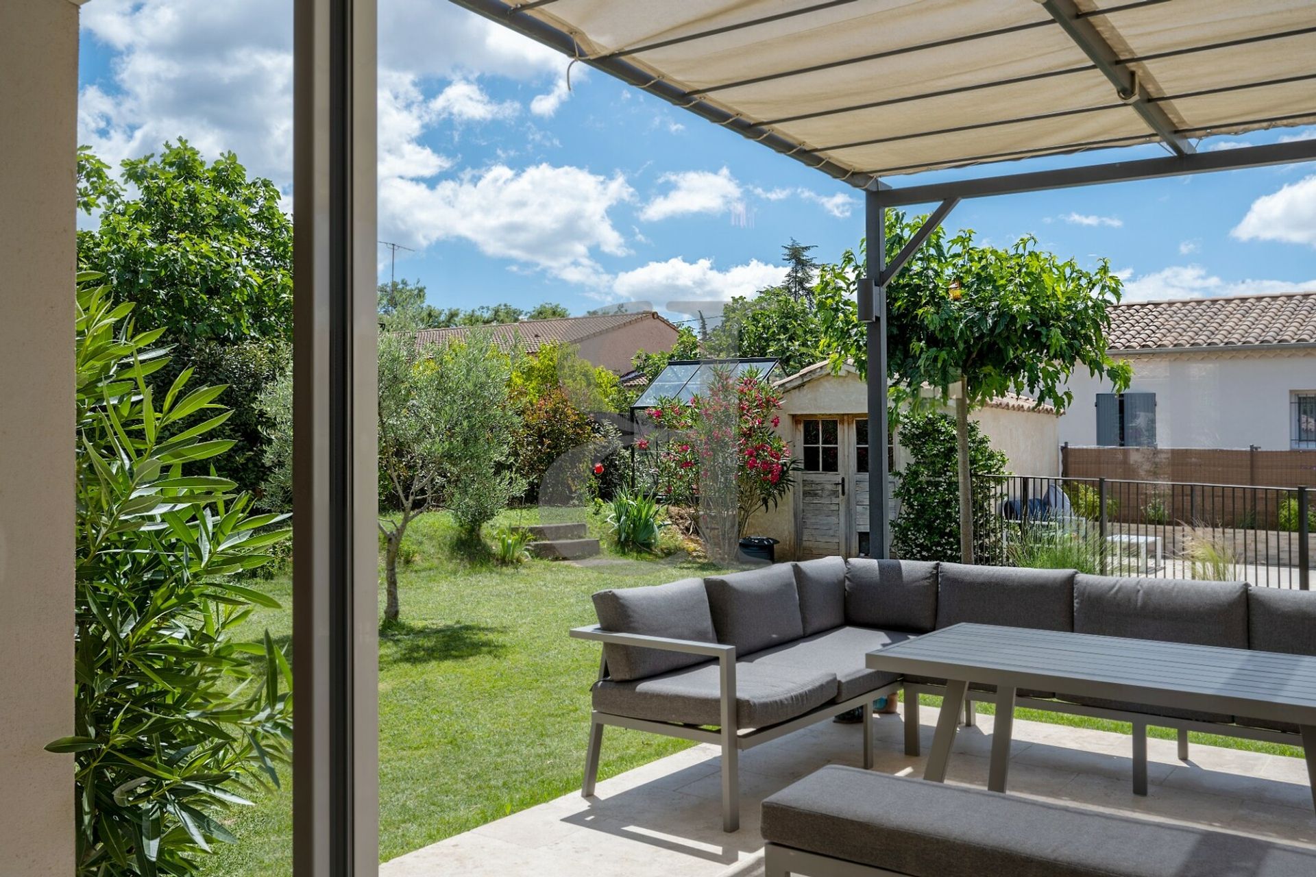 Hus i Bédoin, Provence-Alpes-Côte d'Azur 10826371