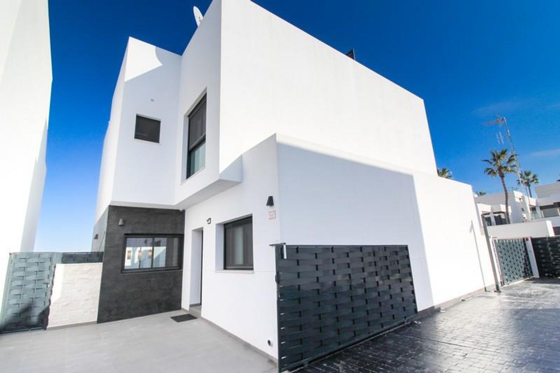 House in Benijofar, Valencia 10826624