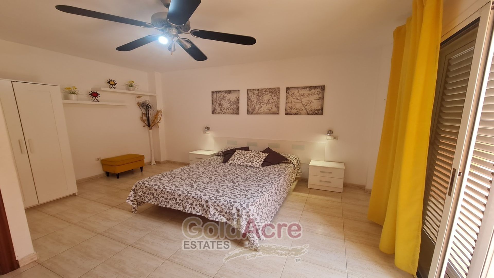 Hus i Corralejo, Canarias 10826650