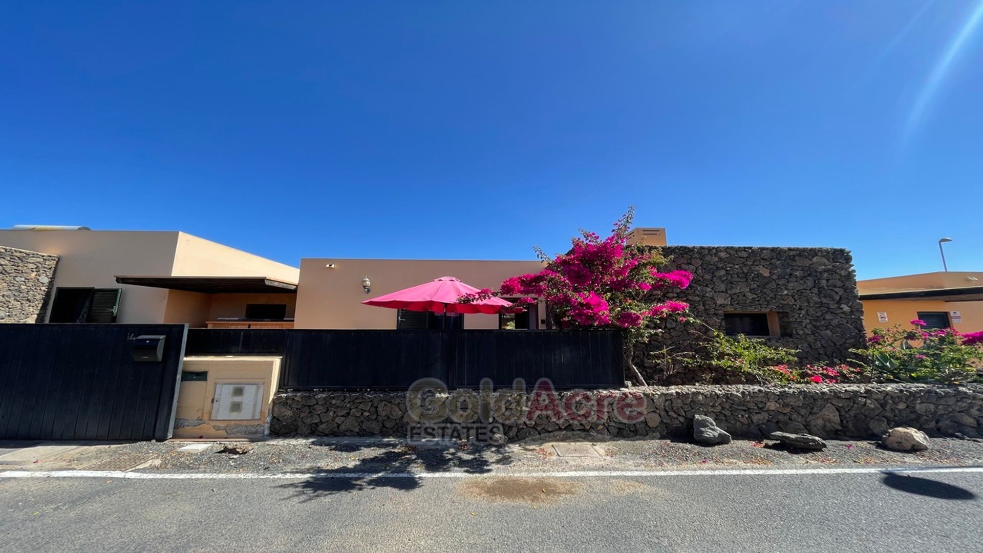 House in La Oliva, Canary Islands 10826678