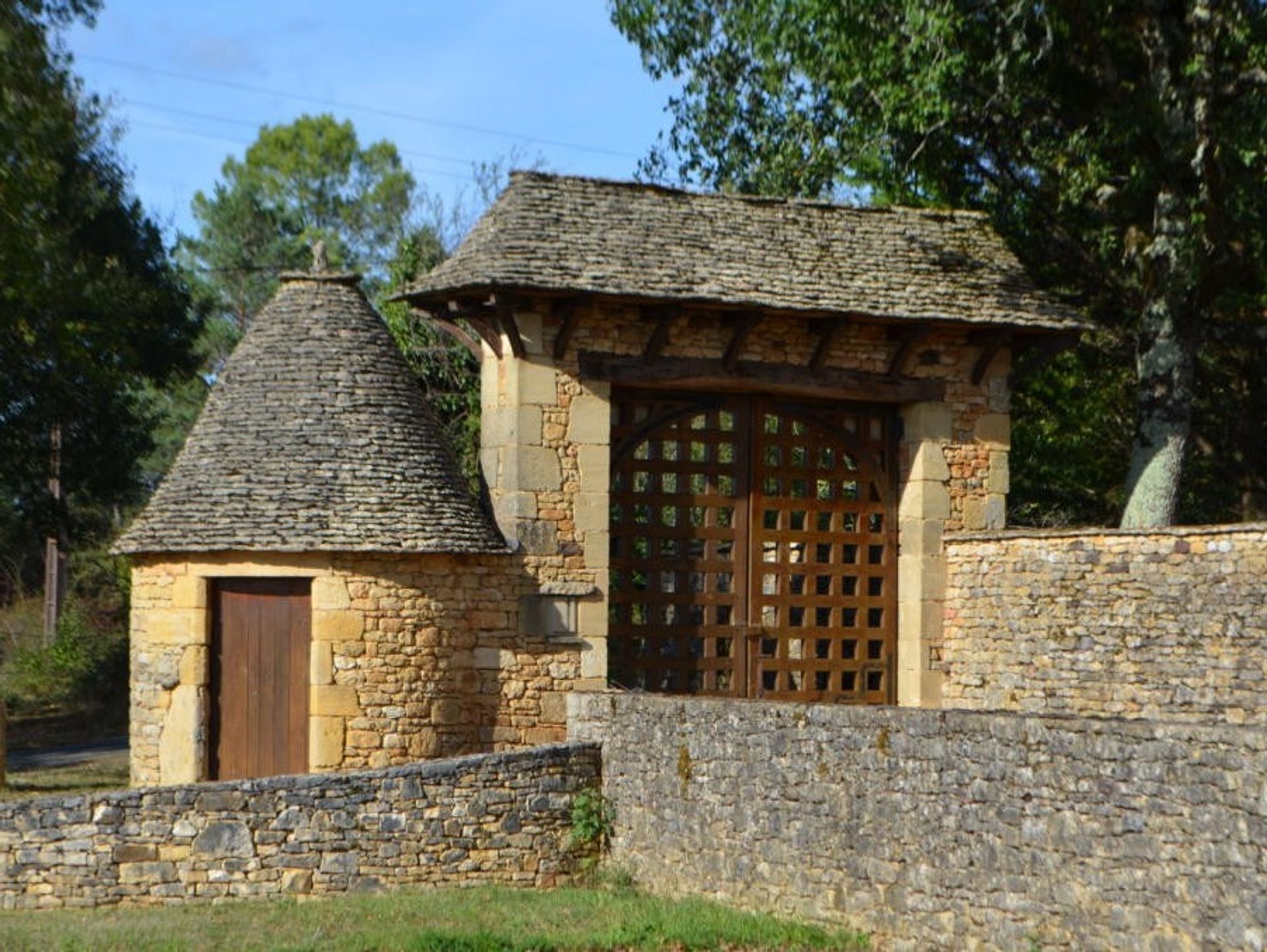 Condominium in Paunat, Nouvelle-Aquitaine 10827013