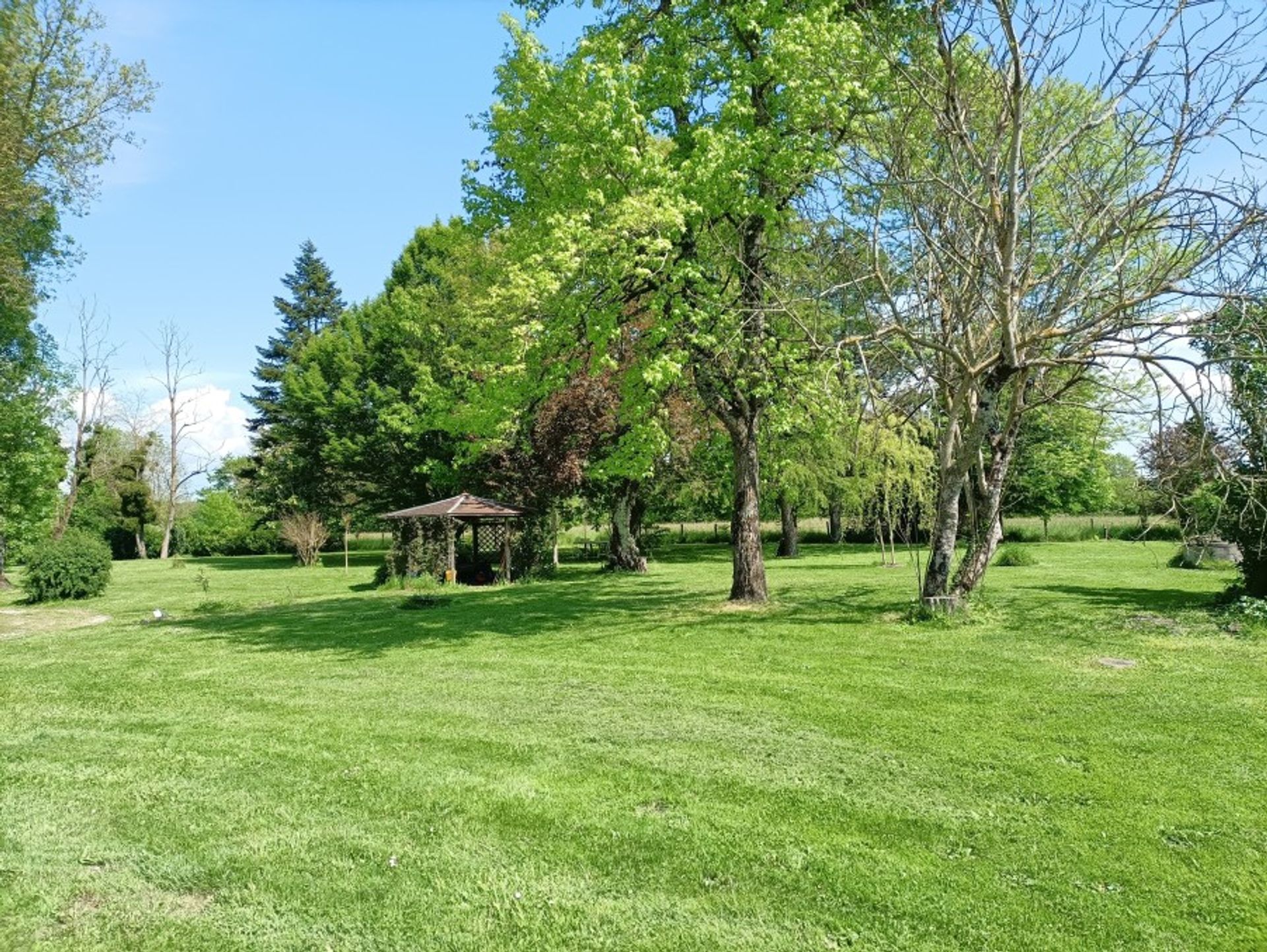 casa no Saussignac, Nouvelle-Aquitaine 10827024