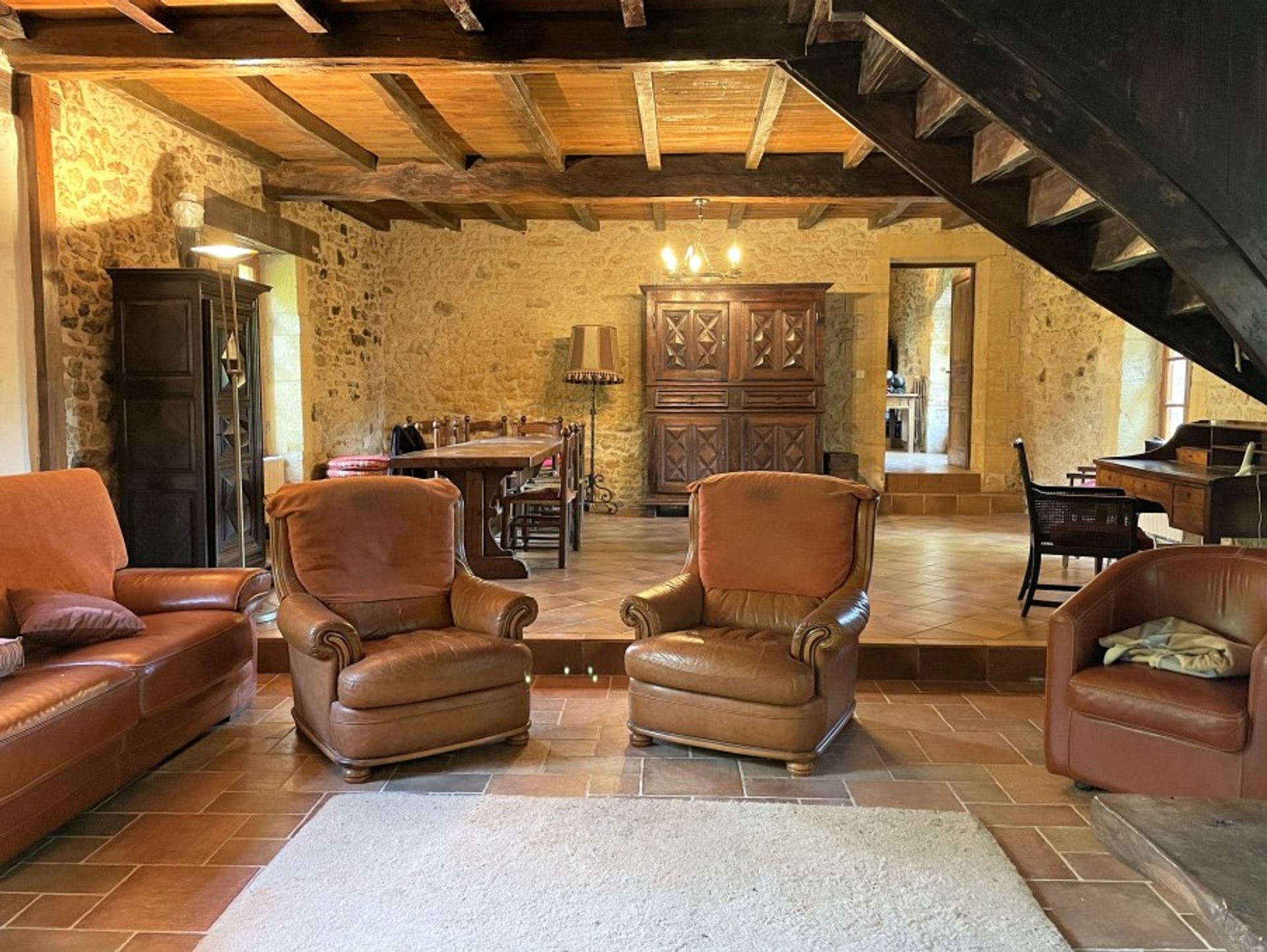 casa no Beaumont-du-Perigord, Nouvelle-Aquitaine 10827030