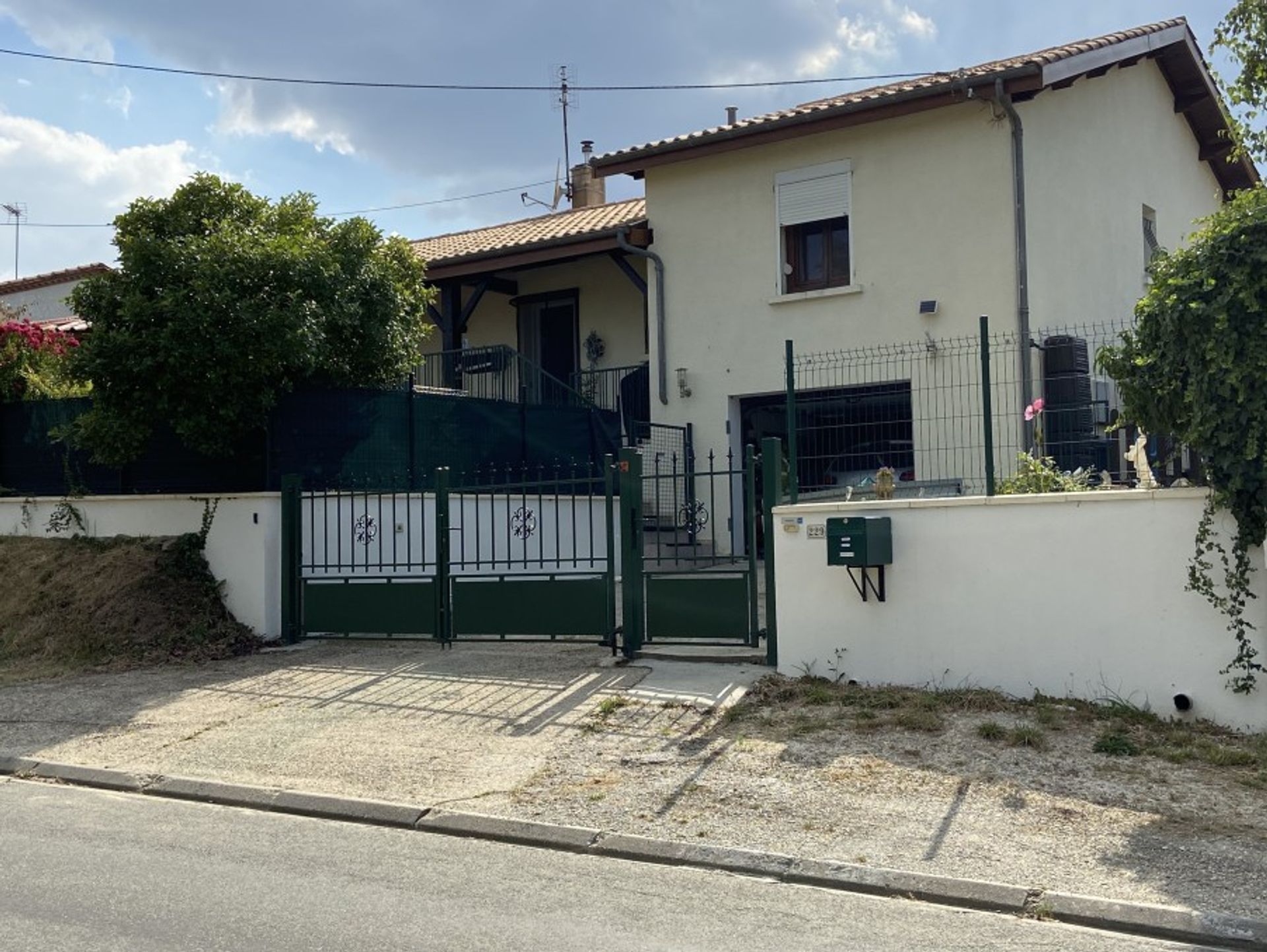 Casa nel Saint-Pardoux-Isaac, Nouvelle-Aquitaine 10827102