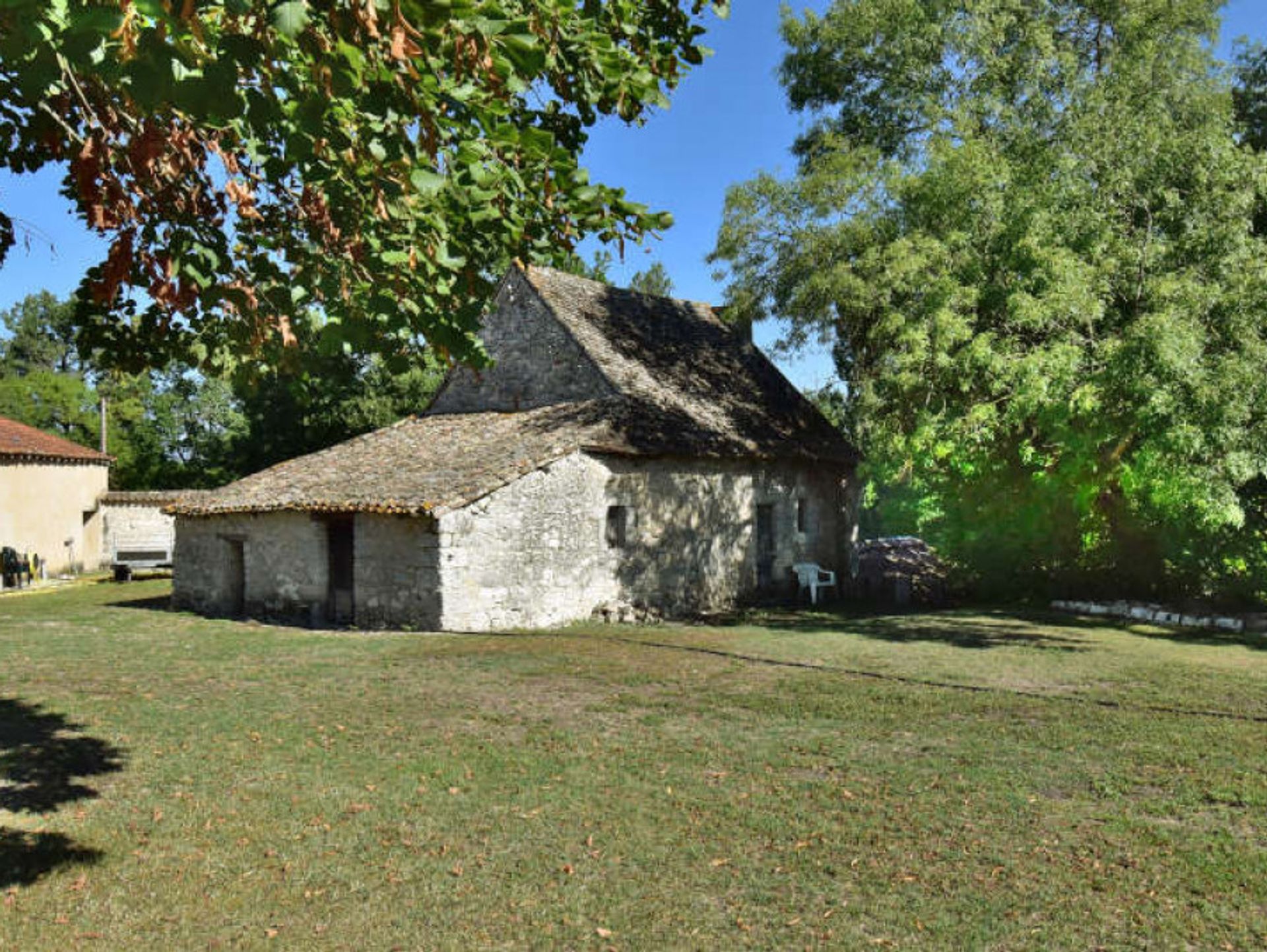 Rumah di Plaisance, Nouvelle-Aquitaine 10827137