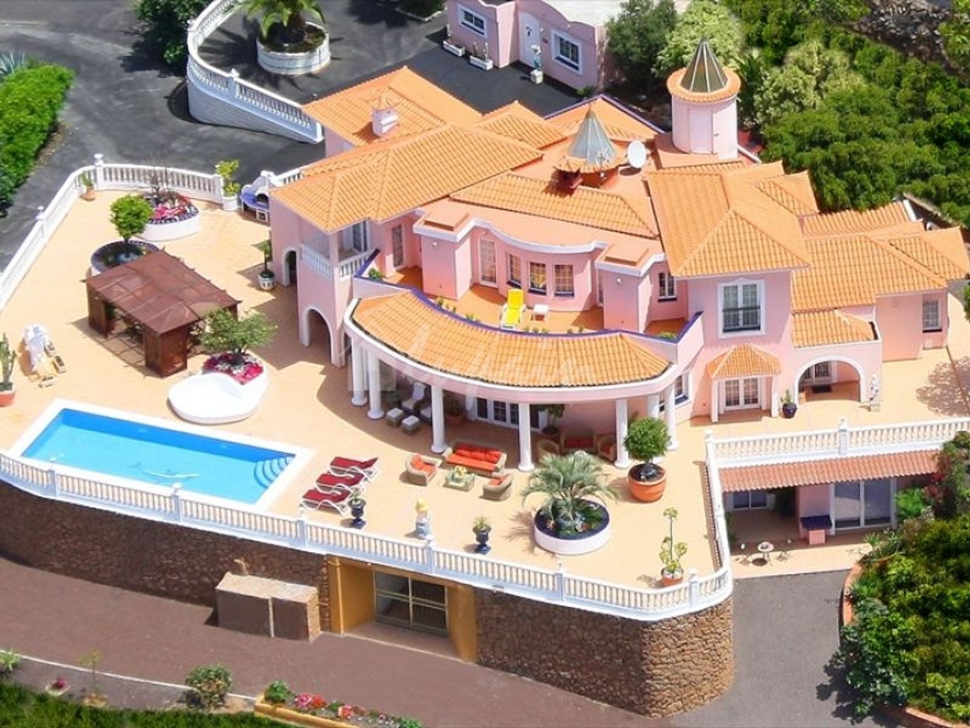 سكني في Adeje, Canarias 10827362