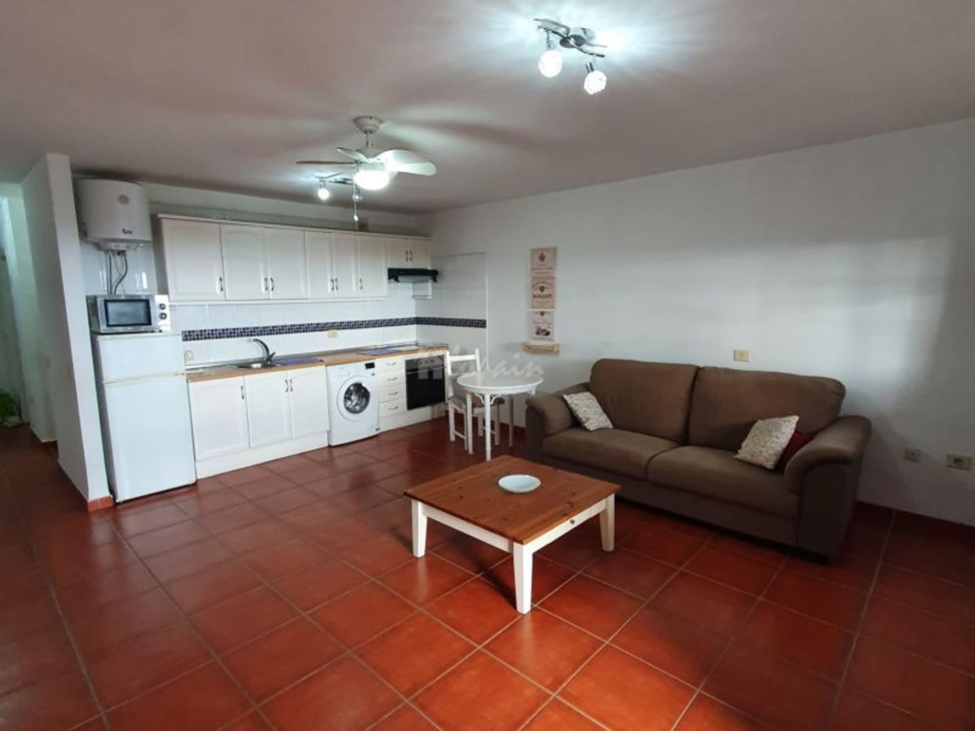 Квартира в Adeje, Canarias 10827390