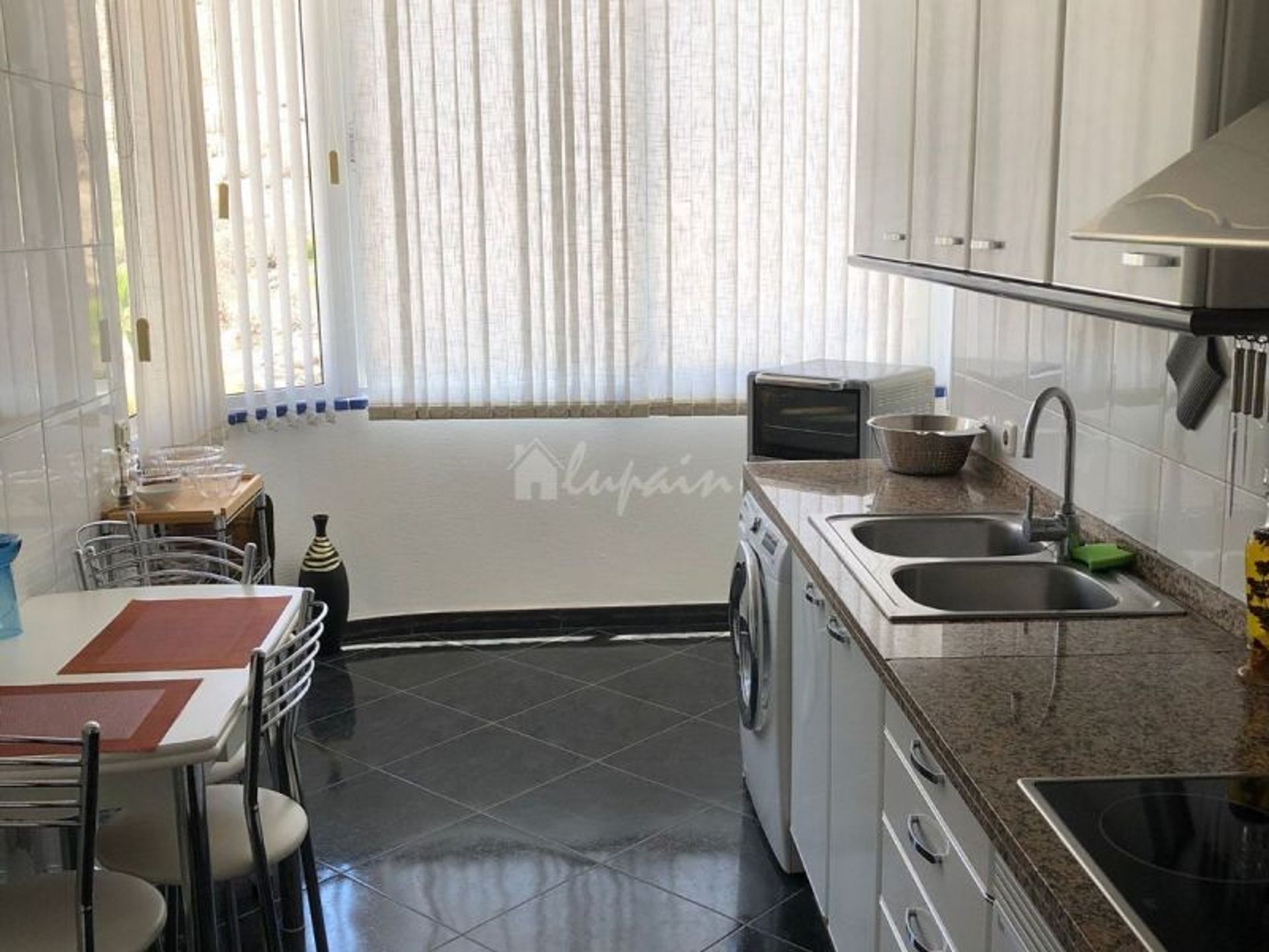 Condominio en Arona, Canarias 10827404