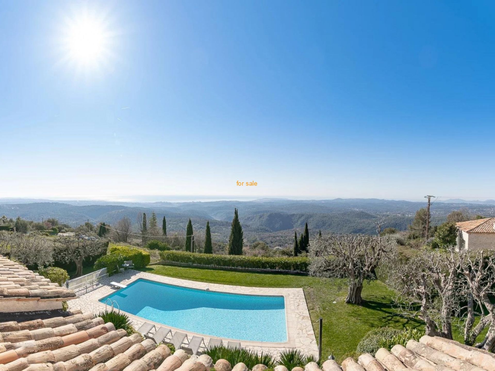 Huis in Tourrettes-sur-Loup, Provence-Alpes-Côte d'Azur 10827465