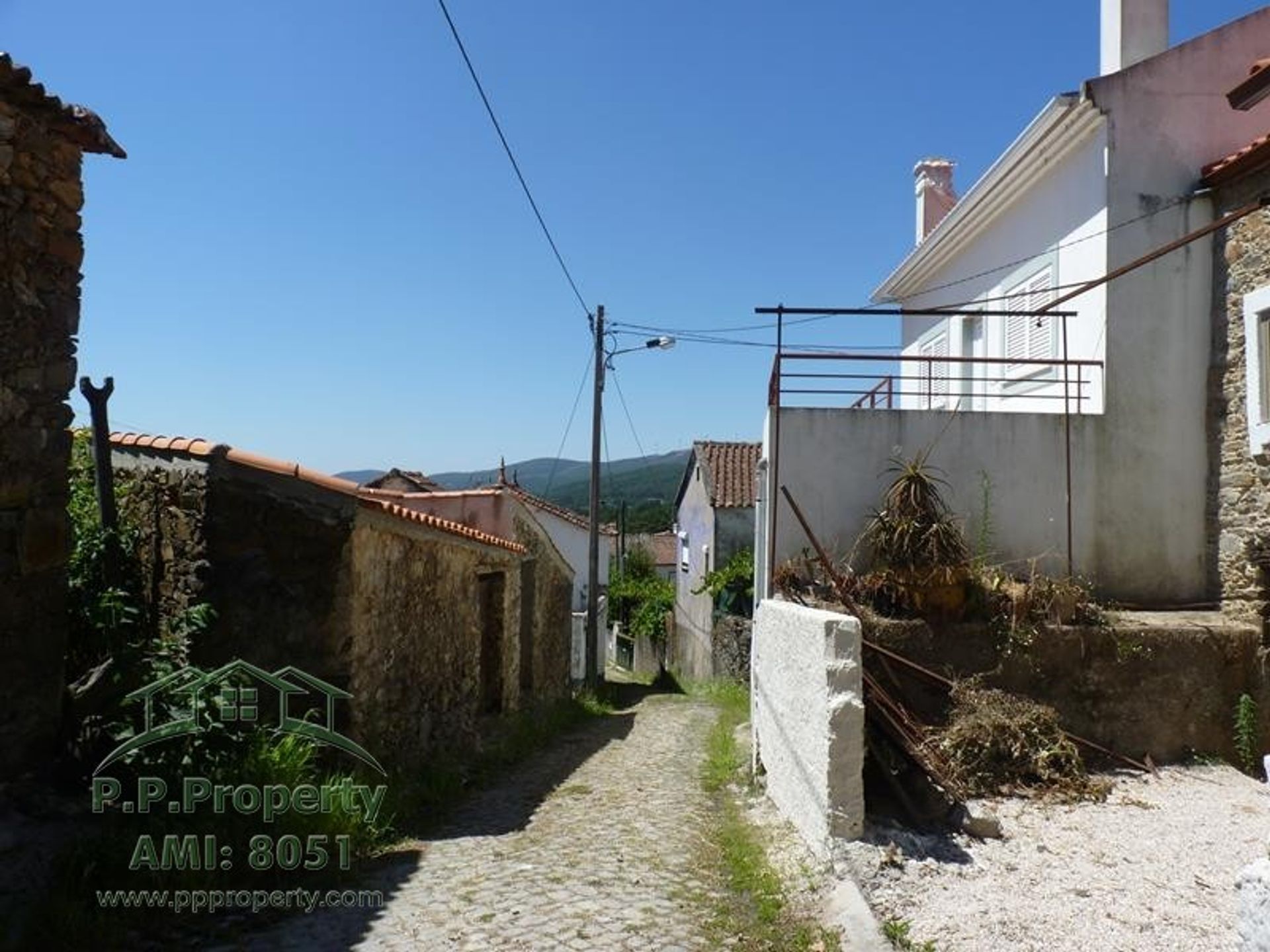 σπίτι σε Castanheira de Pêra, Leiria District 10827813