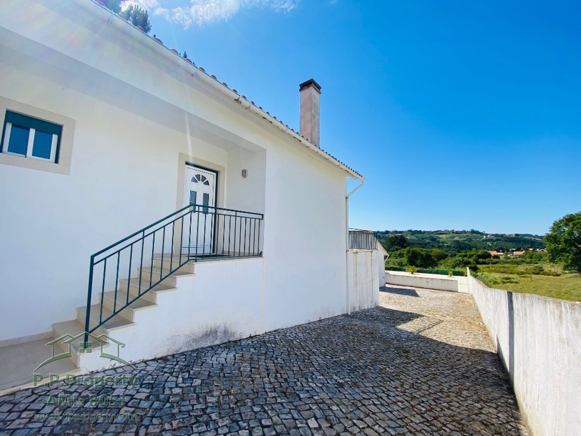 σπίτι σε Alcobaça, Leiria District 10827875