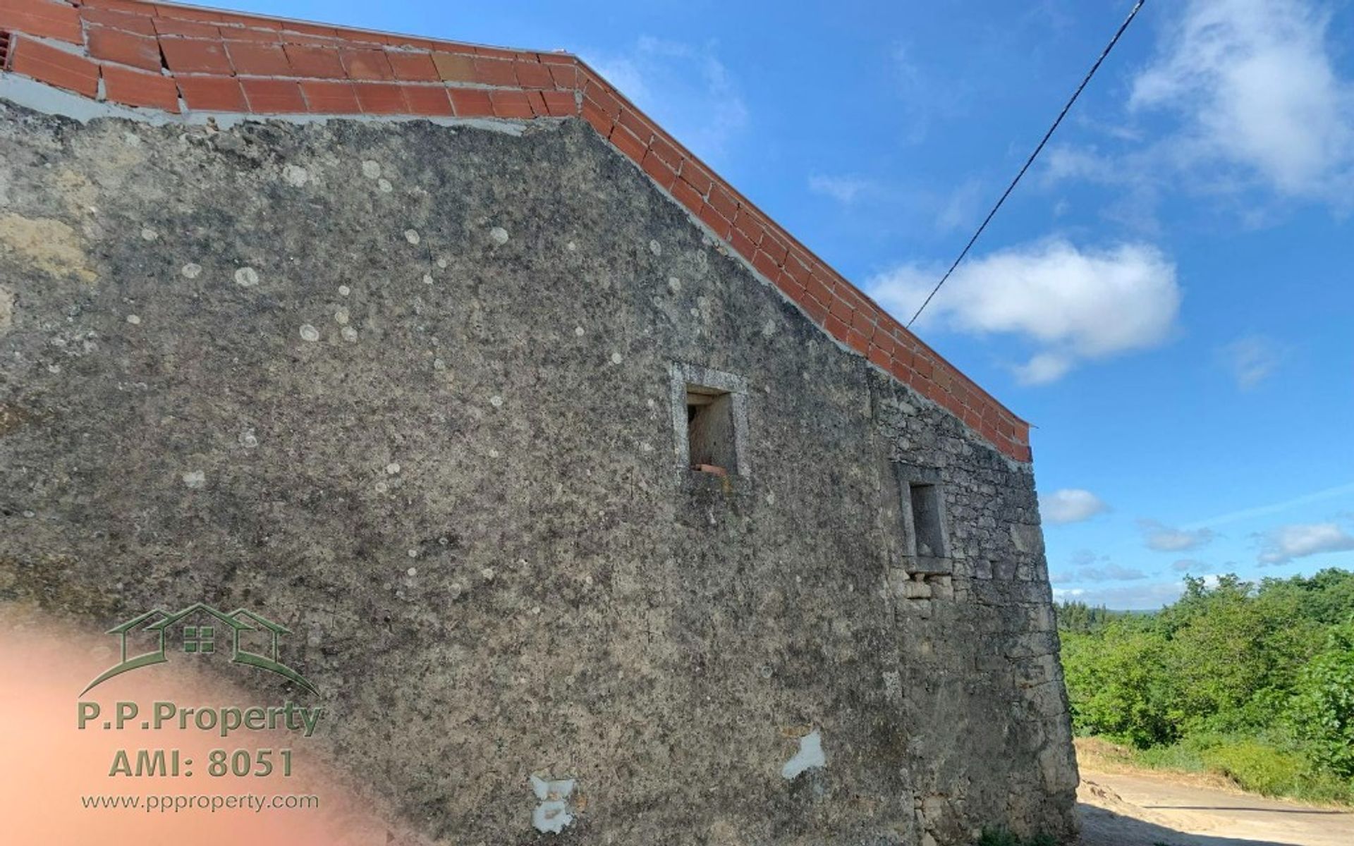 House in , Coimbra District 10827888