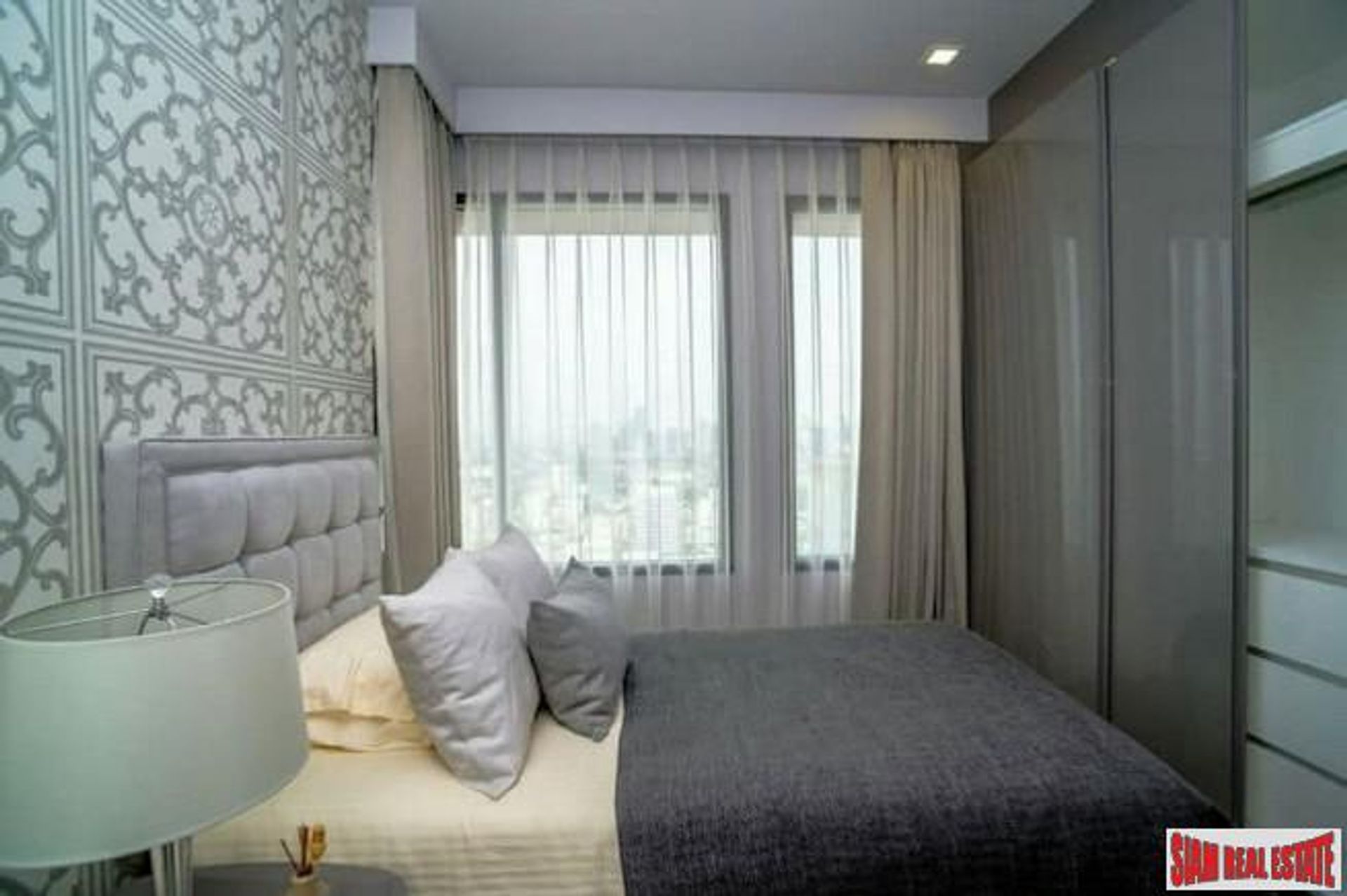 Condominium in Ratchathewi, Krung Thep Maha Nakhon 10827910