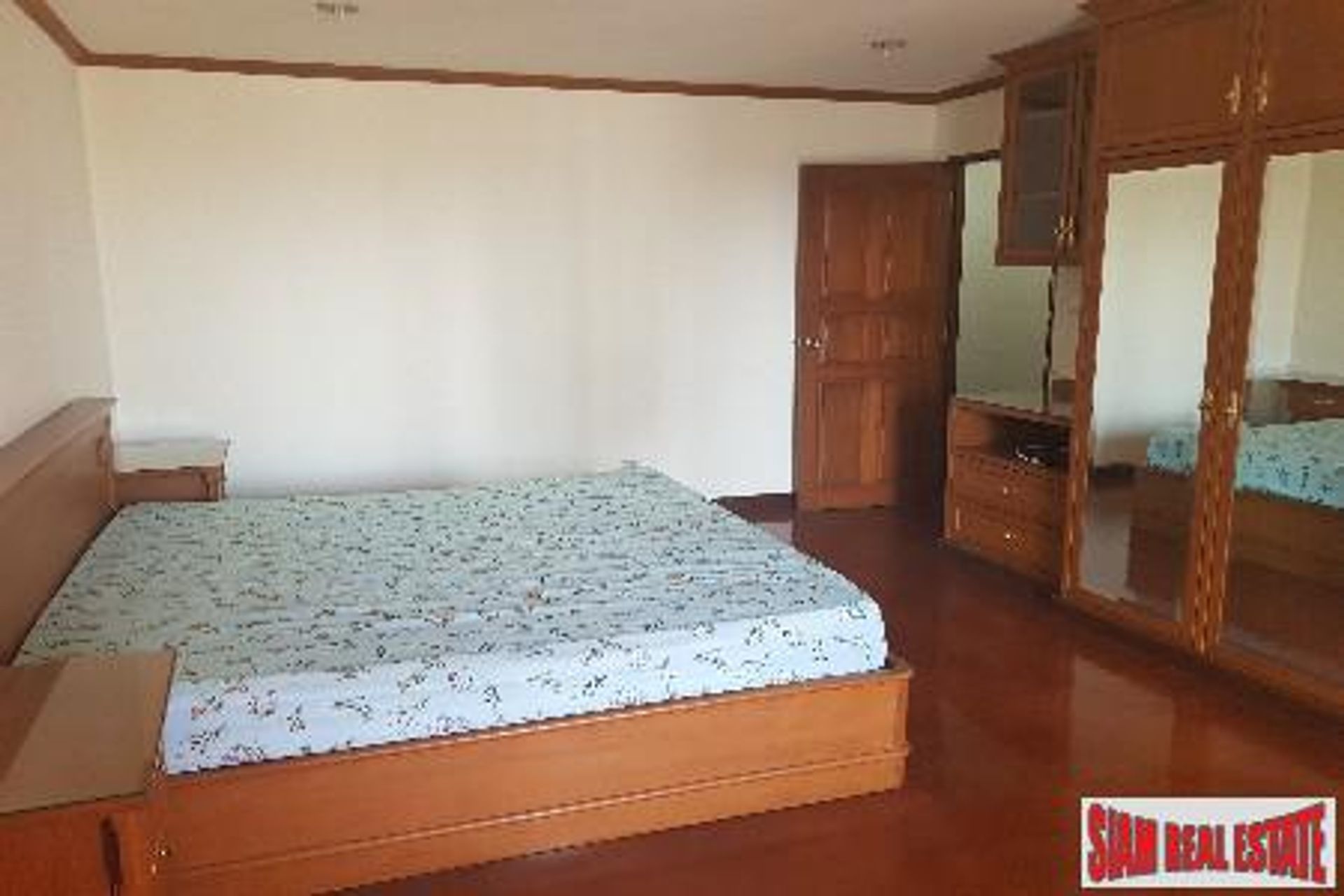 Osakehuoneisto sisään Watthana, Krung Thep Maha Nakhon 10827974