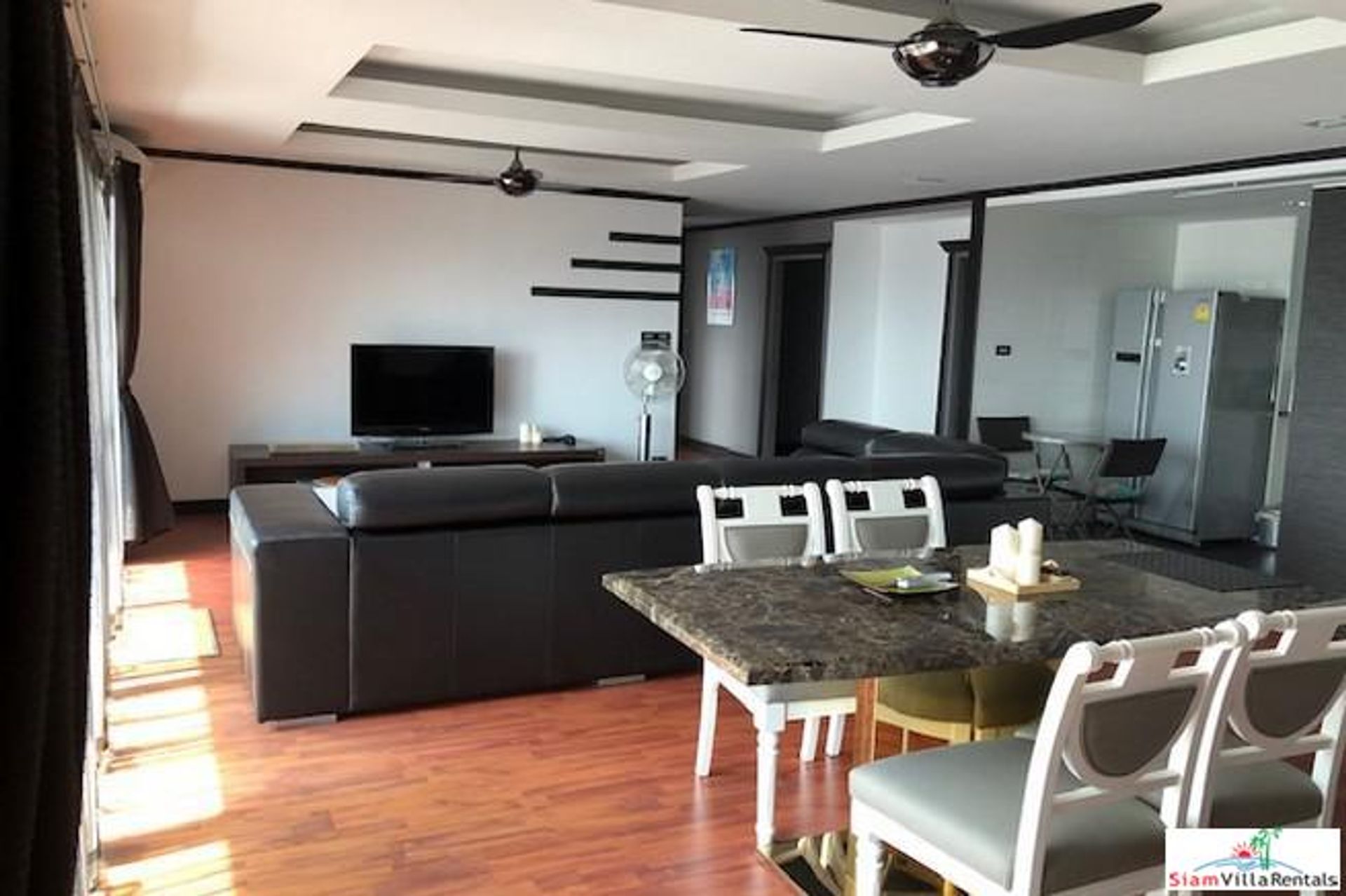 Condominium in Watthana, Krung Thep Maha Nakhon 10827984