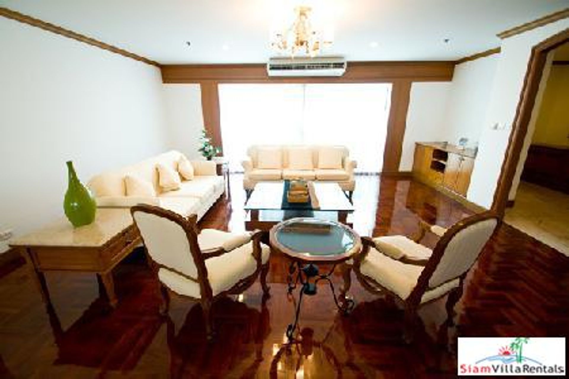 Condominium in Ban Na Lied, Krung Thep Maha Nakhon 10828017