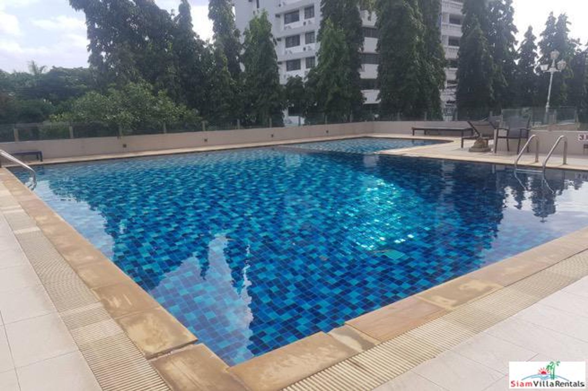 Condominium in , Krung Thep Maha Nakhon 10828058