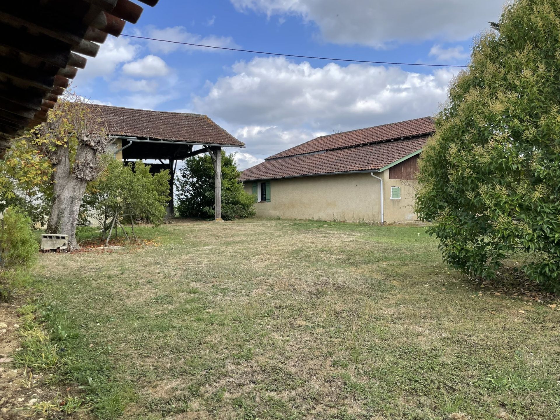 Rumah di Masseube, Occitanie 10828091