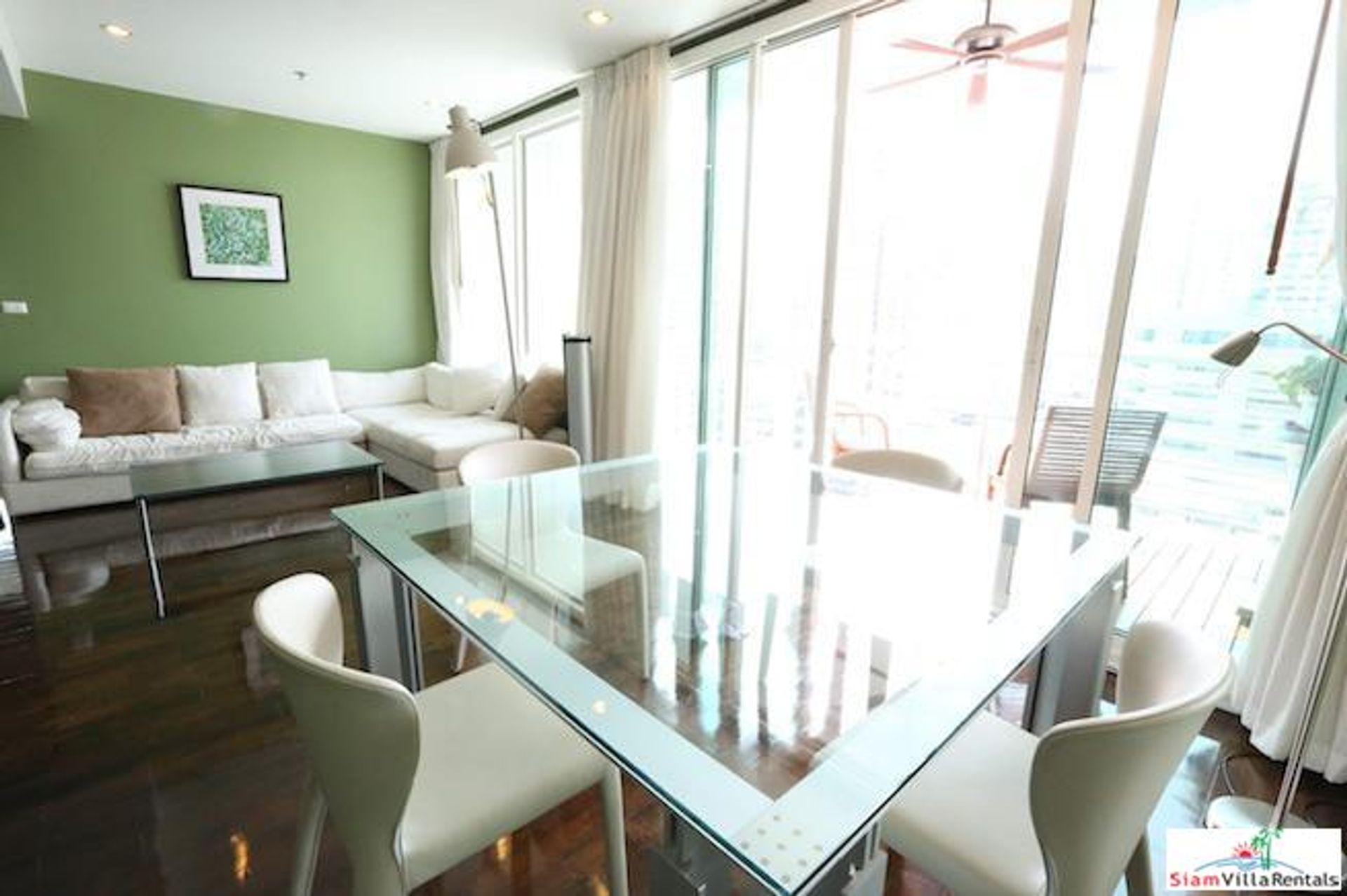 Condominium in Watthana, Krung Thep Maha Nakhon 10828103