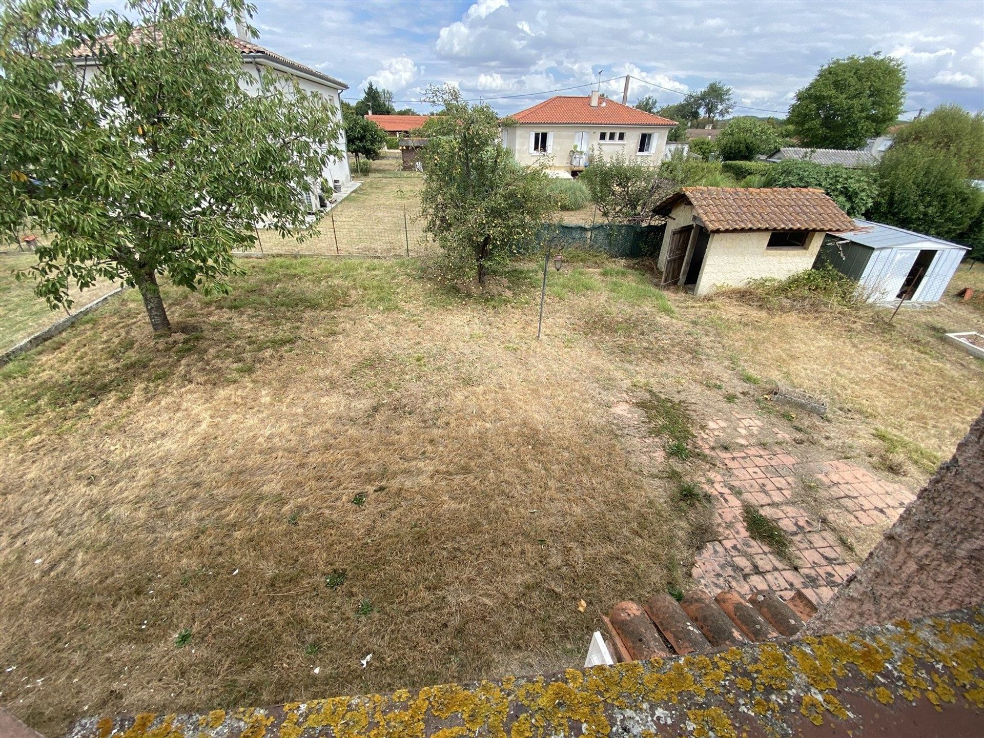 rumah dalam Seissan, Occitanie 10828115