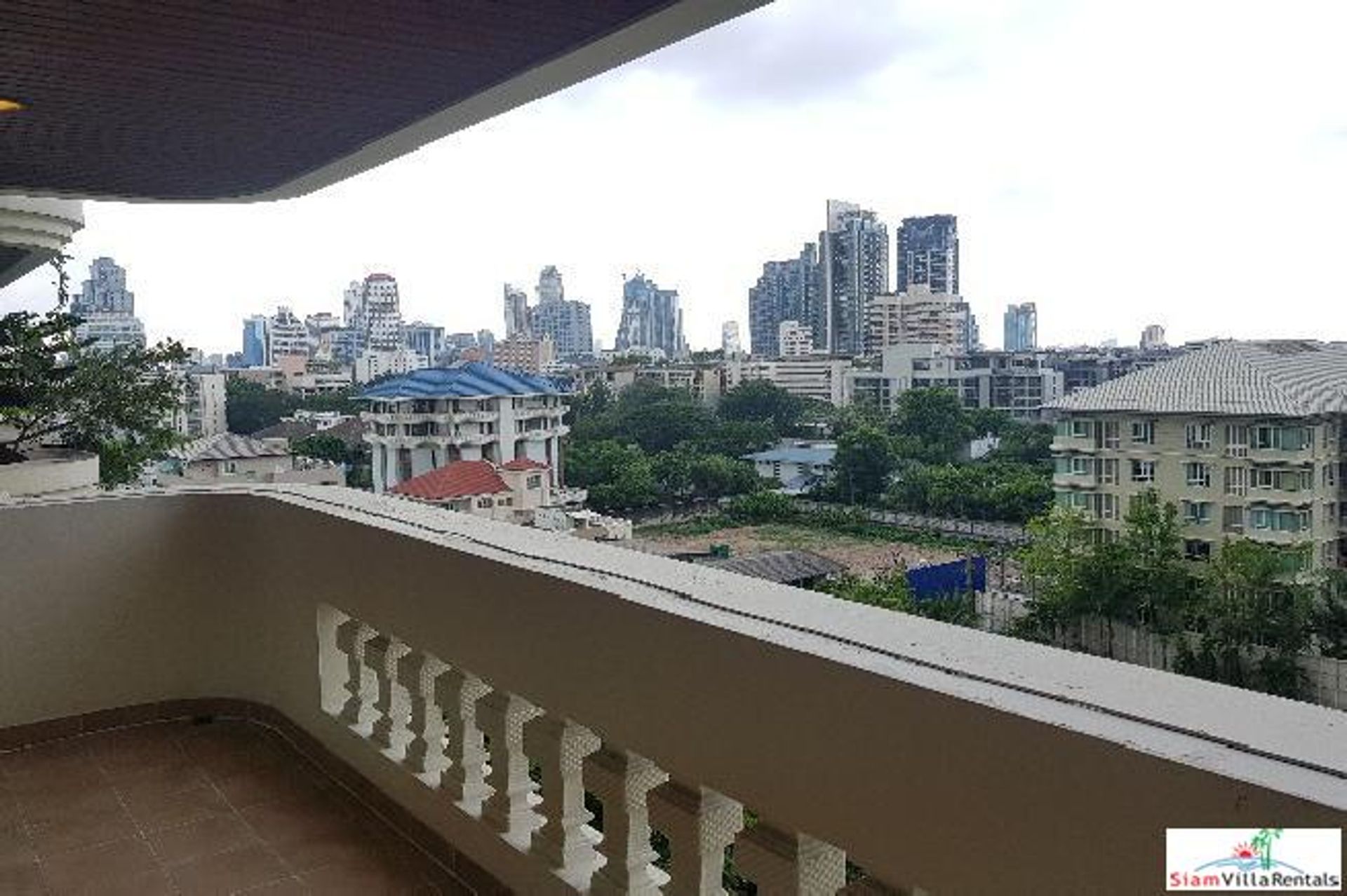 Condominium dans Watthana, Krung Thep Maha Nakhon 10828122