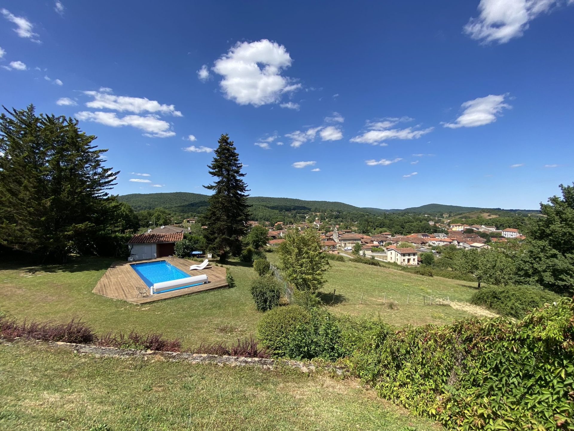 मकान में Encausse-les-Thermes, Occitanie 10828132