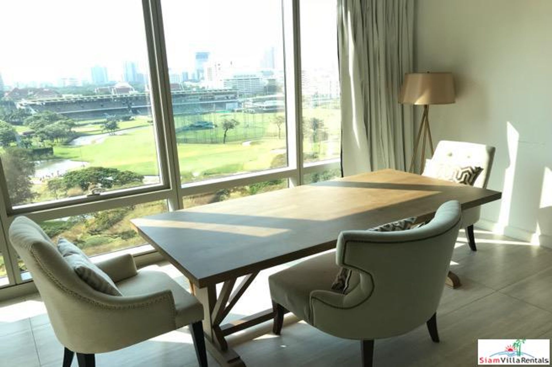 Condominium in , Krung Thep Maha Nakhon 10828192