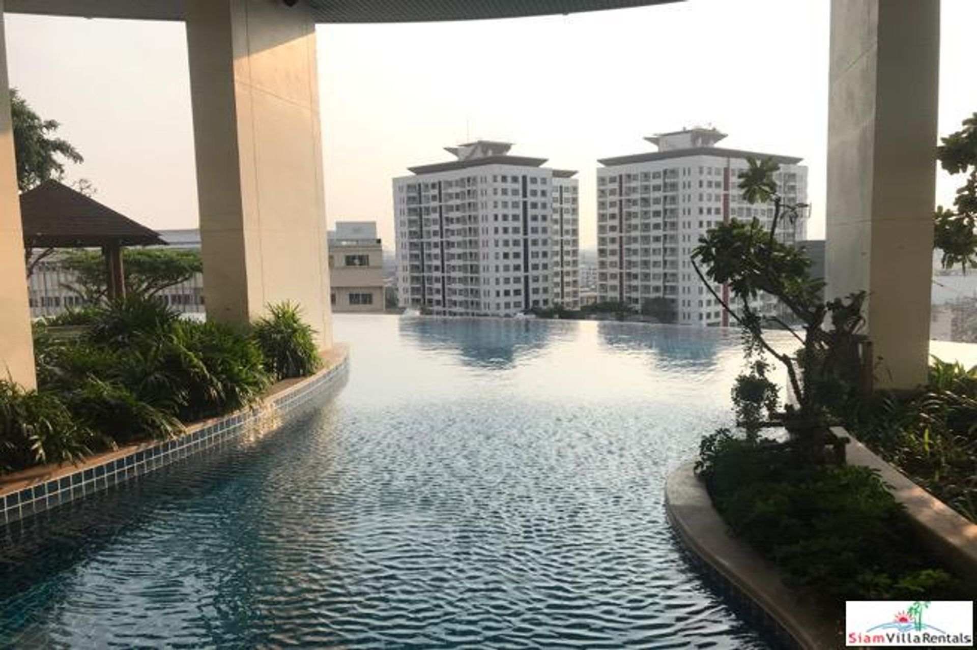 Condominium dans , Bangkok 10828224