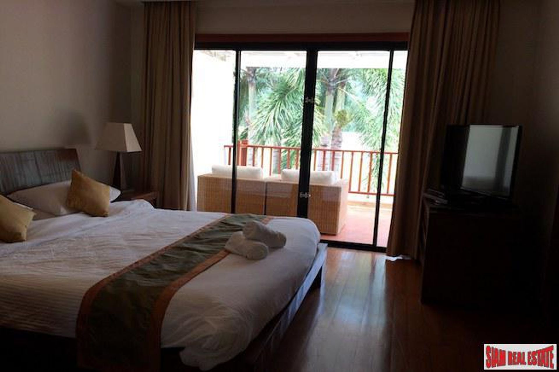 жилой дом в Tambon Choeng Thale, Chang Wat Phuket 10828247