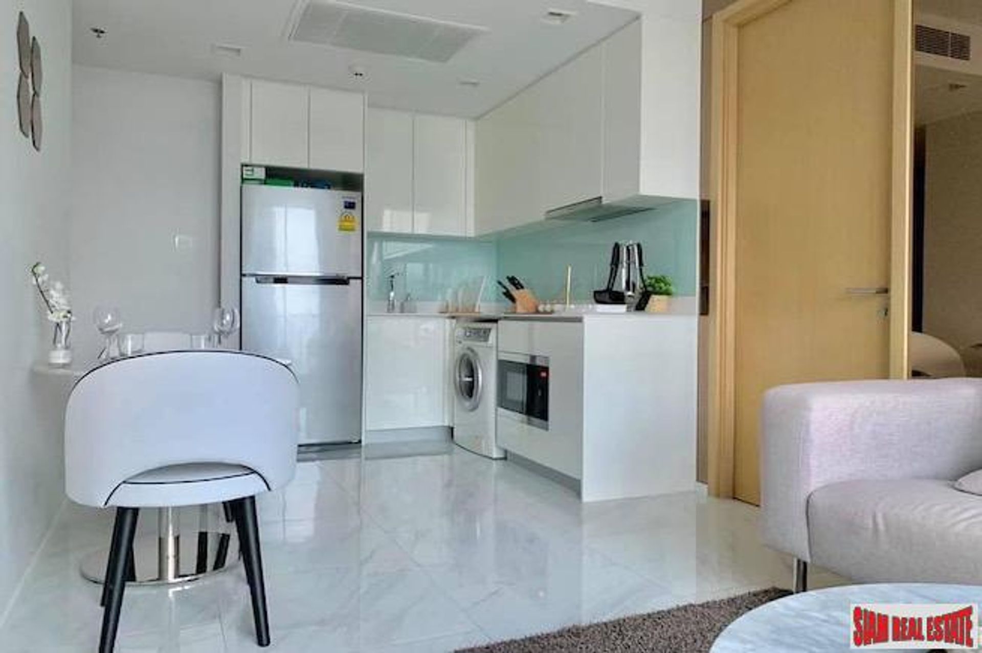 Condominium in Samphanthawong, Krung Thep Maha Nakhon 10828364