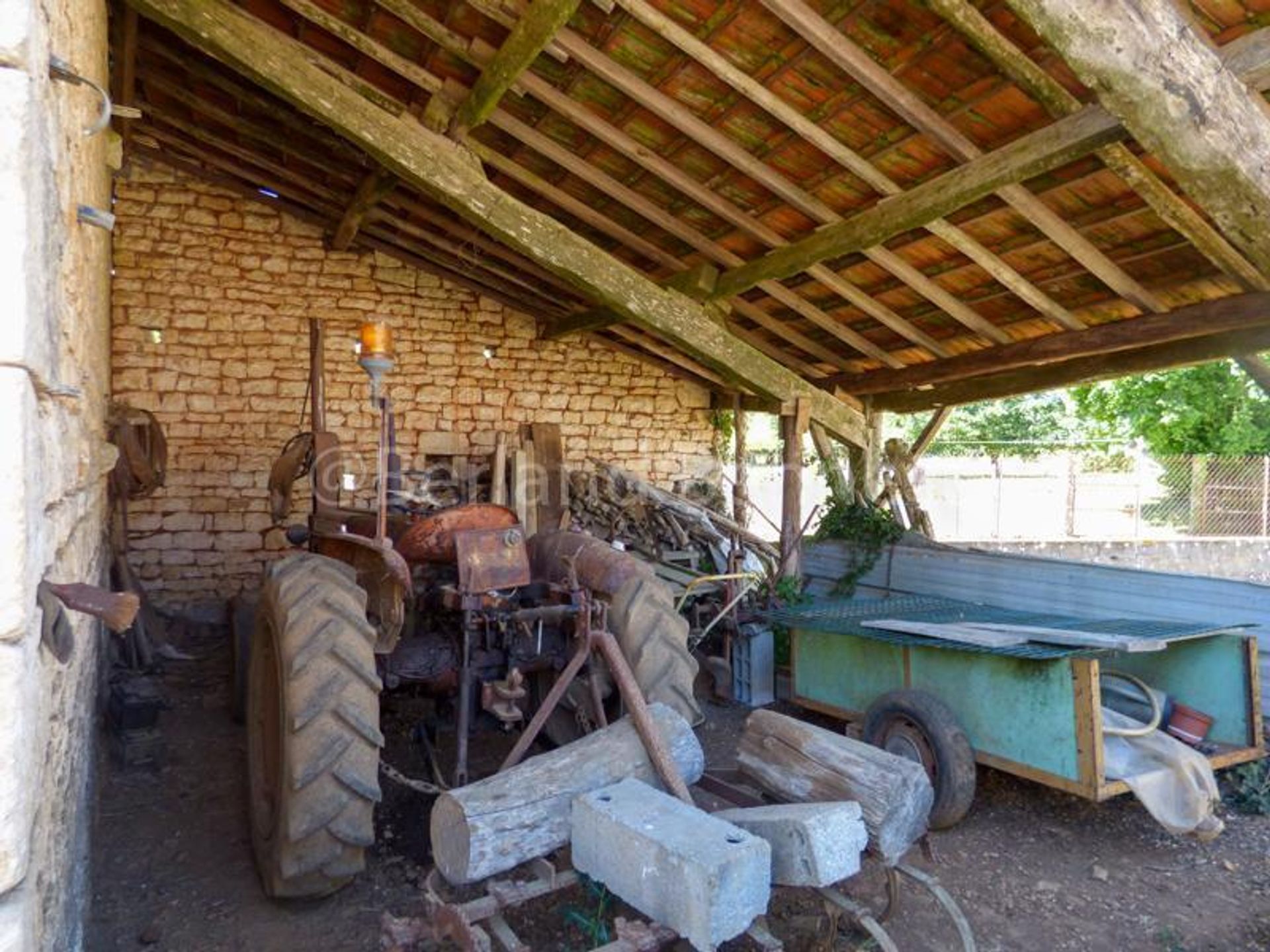 rumah dalam Sauzé-Vaussais, Nouvelle-Aquitaine 10828740