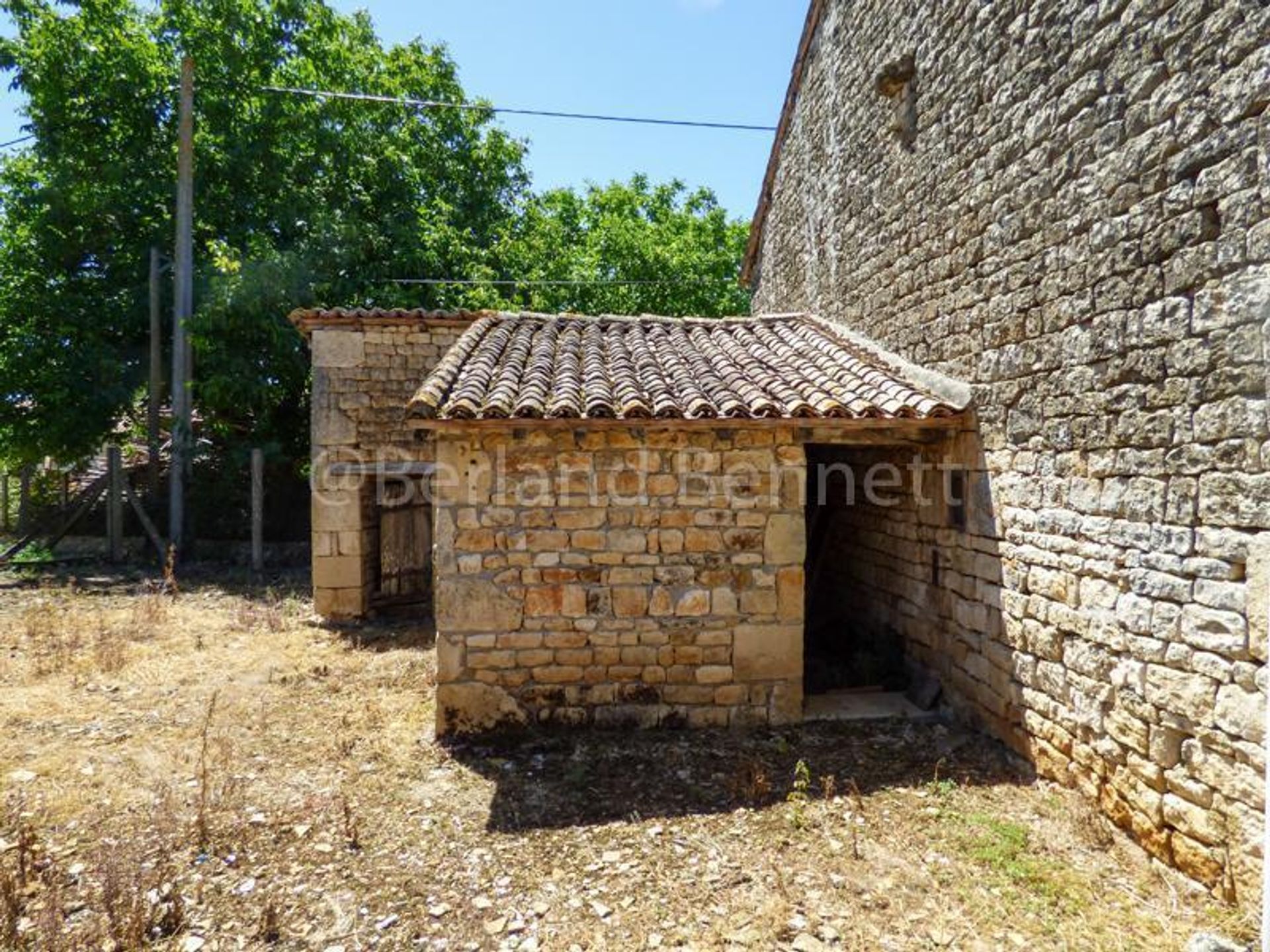 casa en Sauzé-Vaussais, Nouvelle-Aquitaine 10828740