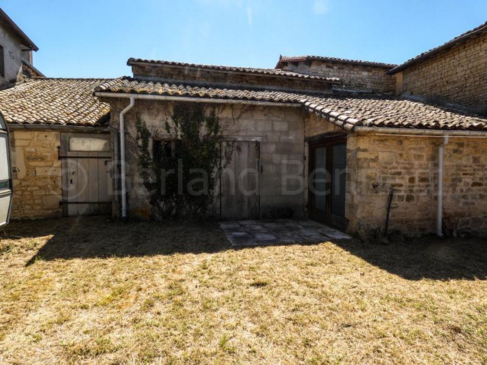 casa en Lezay, Nouvelle-Aquitaine 10828790