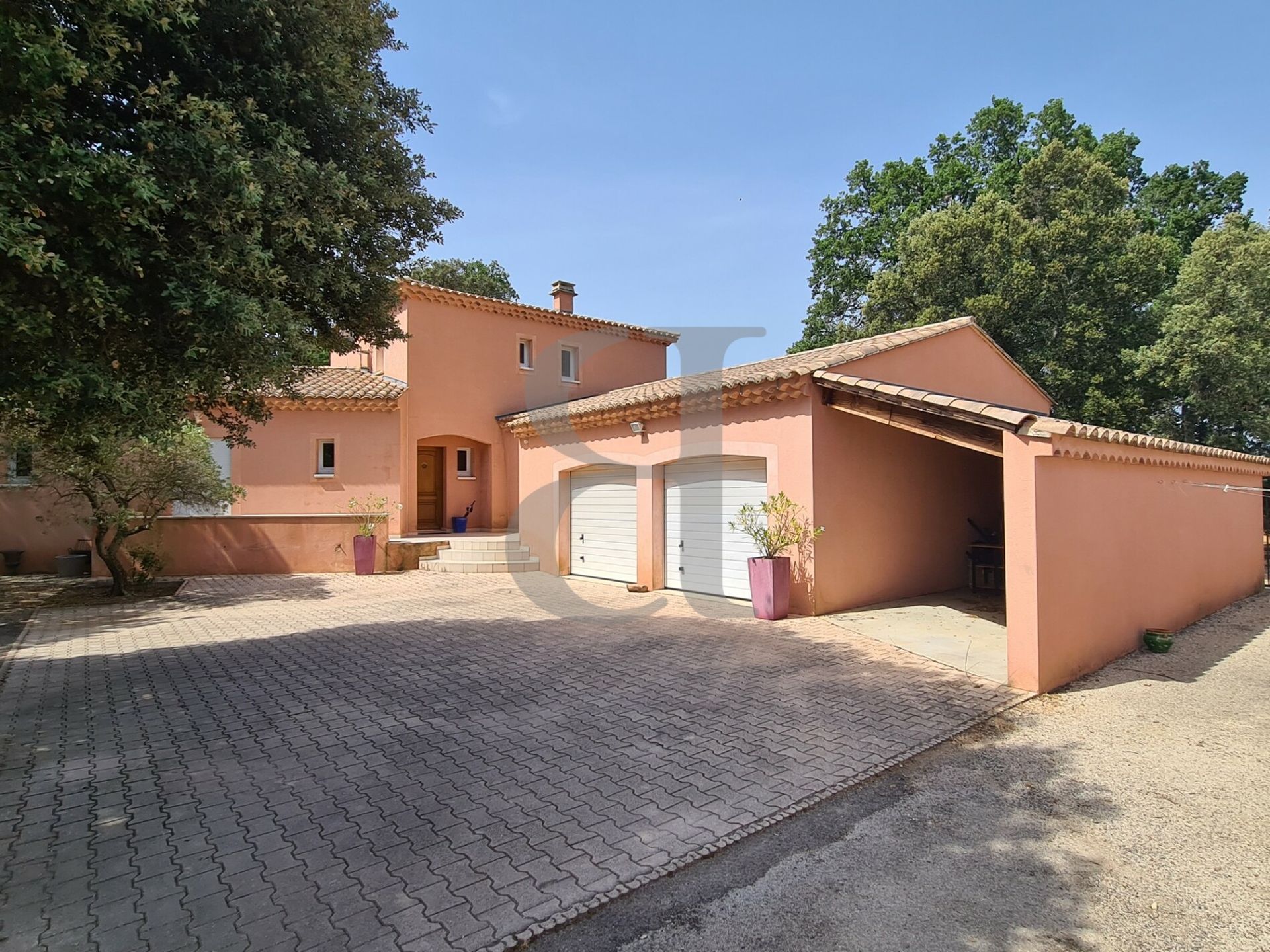 Huis in Sainte-Cécile-les-Vignes, Provence-Alpes-Côte d'Azur 10828825