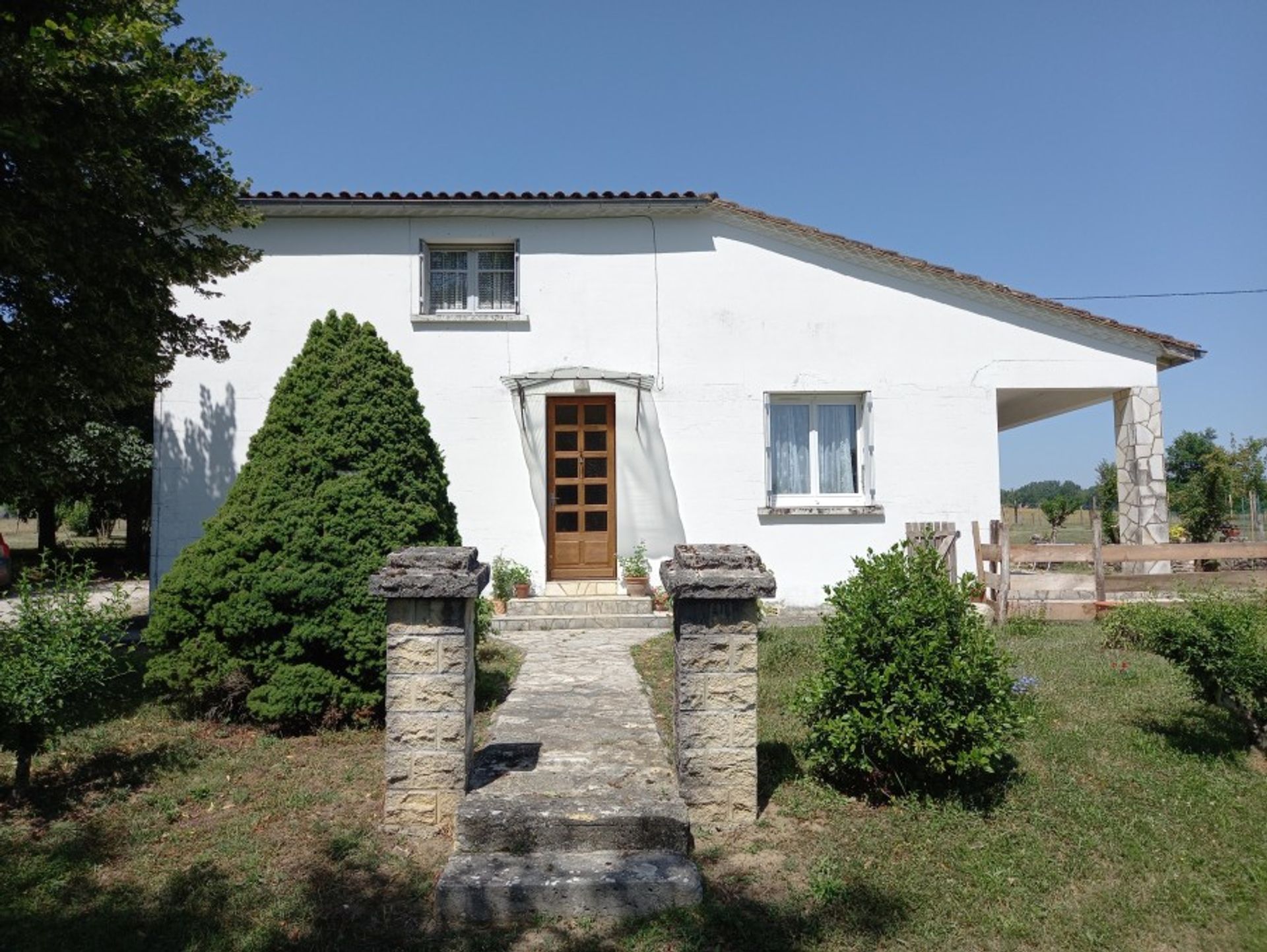 Rumah di Castillonnes, Nouvelle-Aquitaine 10828875