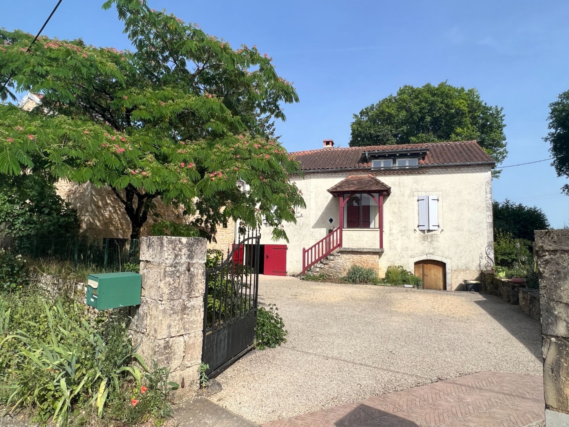 casa en Saint-Priest-les-Fougeres, Nouvelle-Aquitaine 10829063