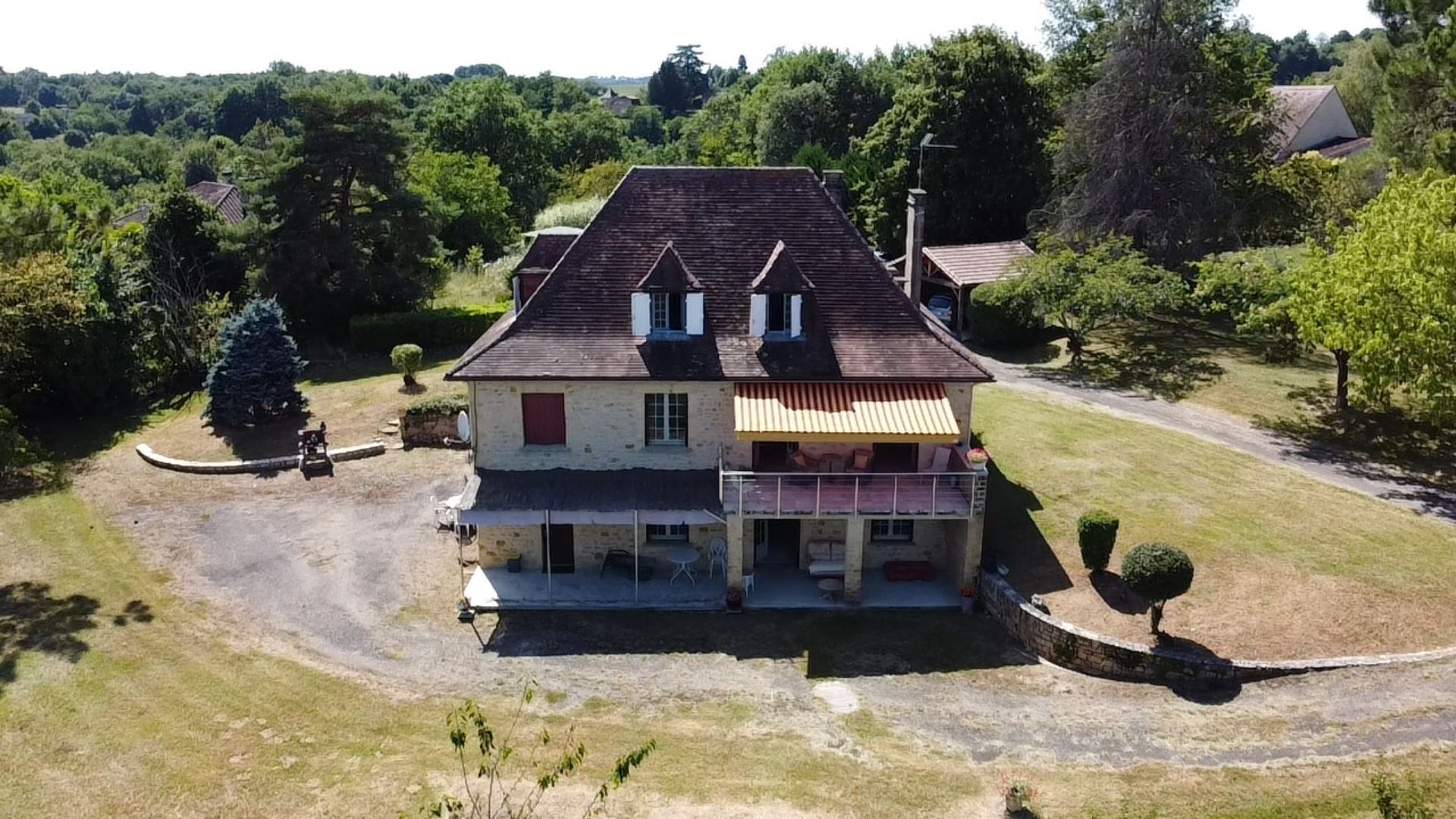 House in Belves, Nouvelle-Aquitaine 10829105