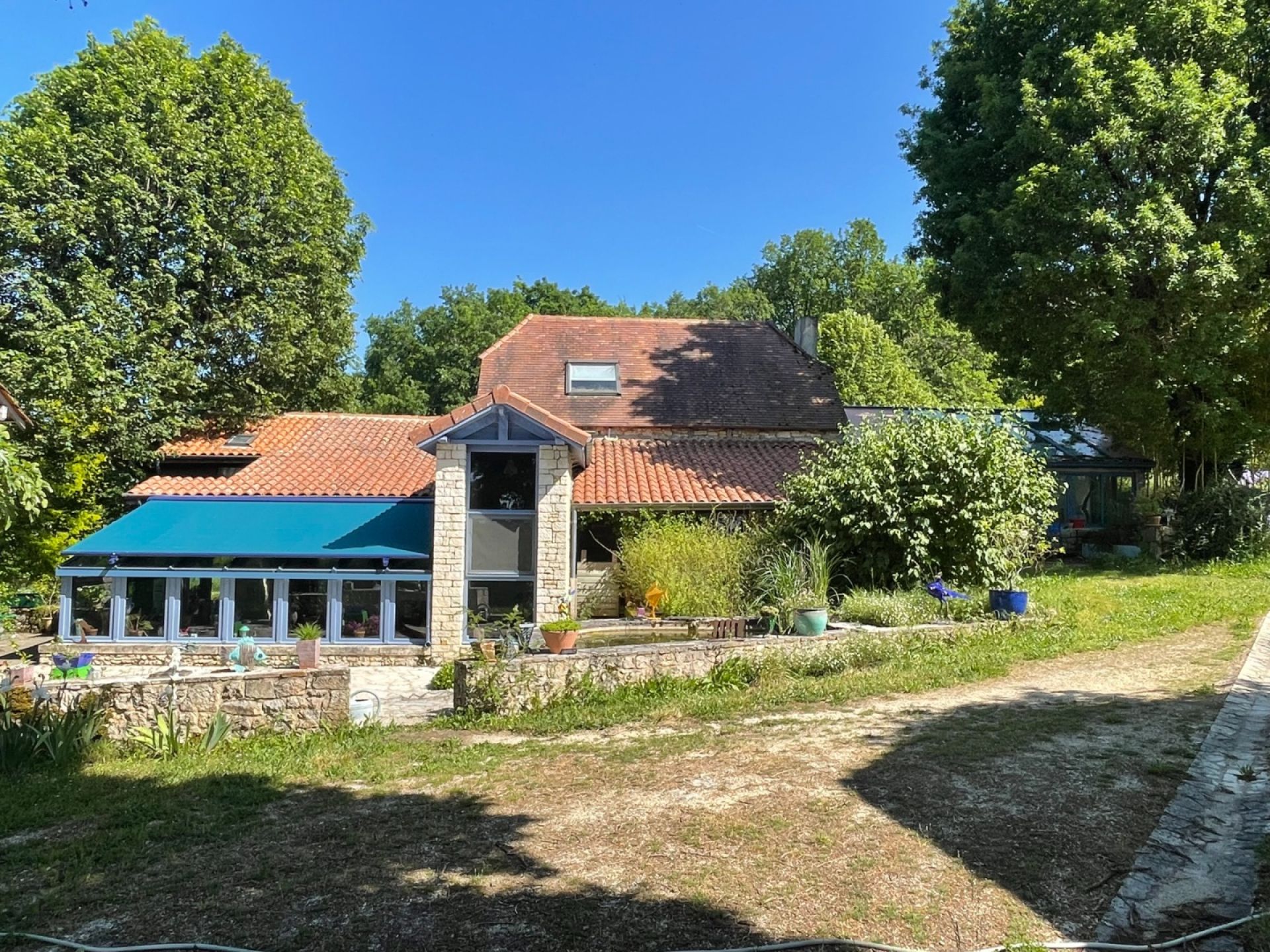 casa en Aubas, Nouvelle-Aquitaine 10829140