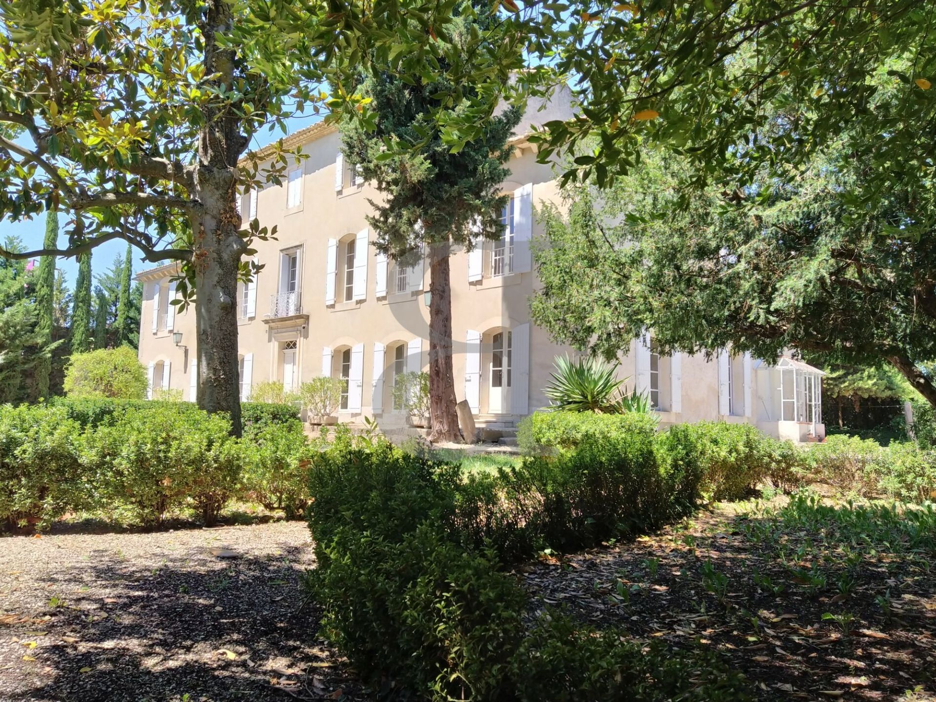 Annen i L'Isle-sur-la-Sorgue, Provence-Alpes-Cote d'Azur 10829236