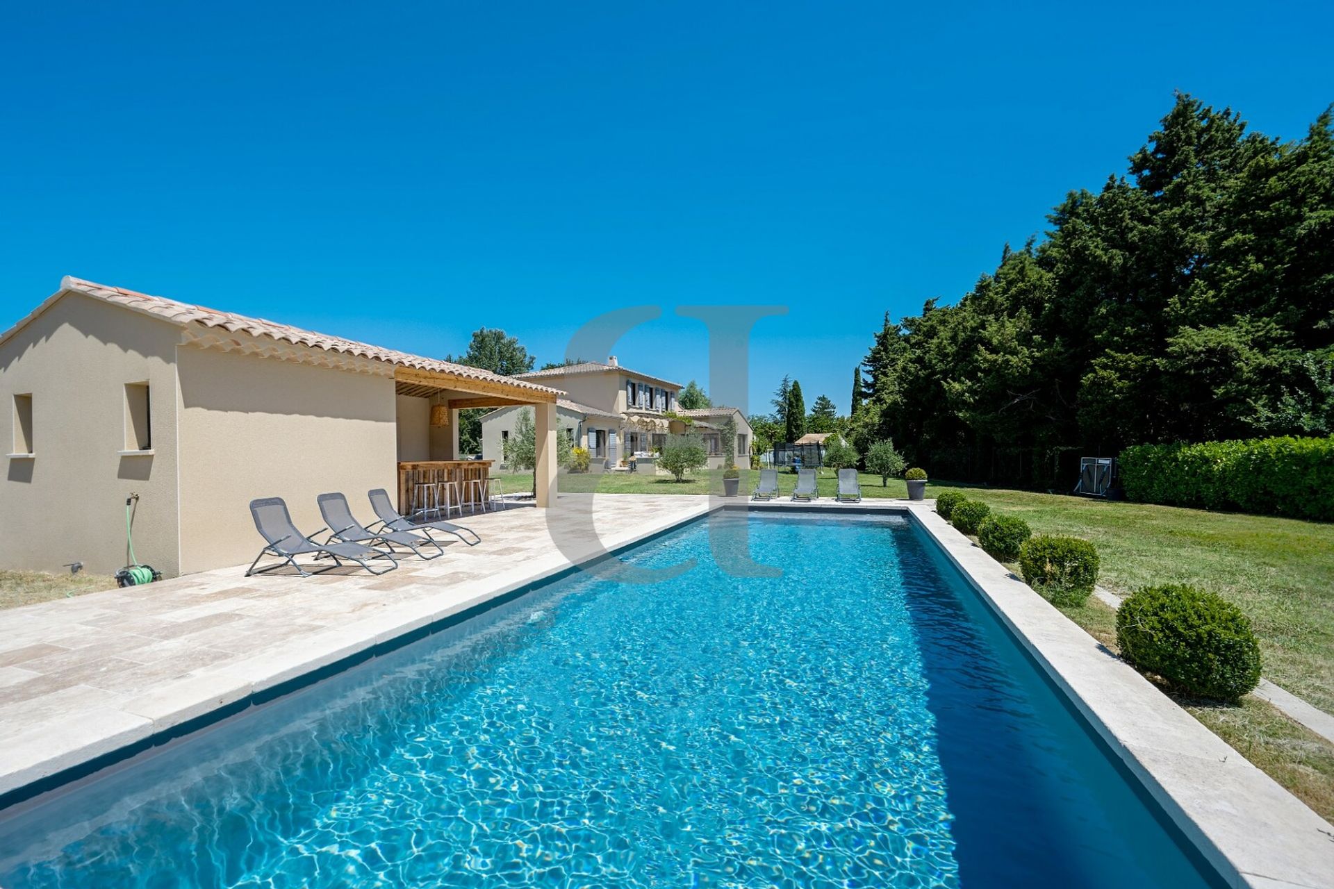 Huis in Loriol-du-Comtat, Provence-Alpes-Cote d'Azur 10829241