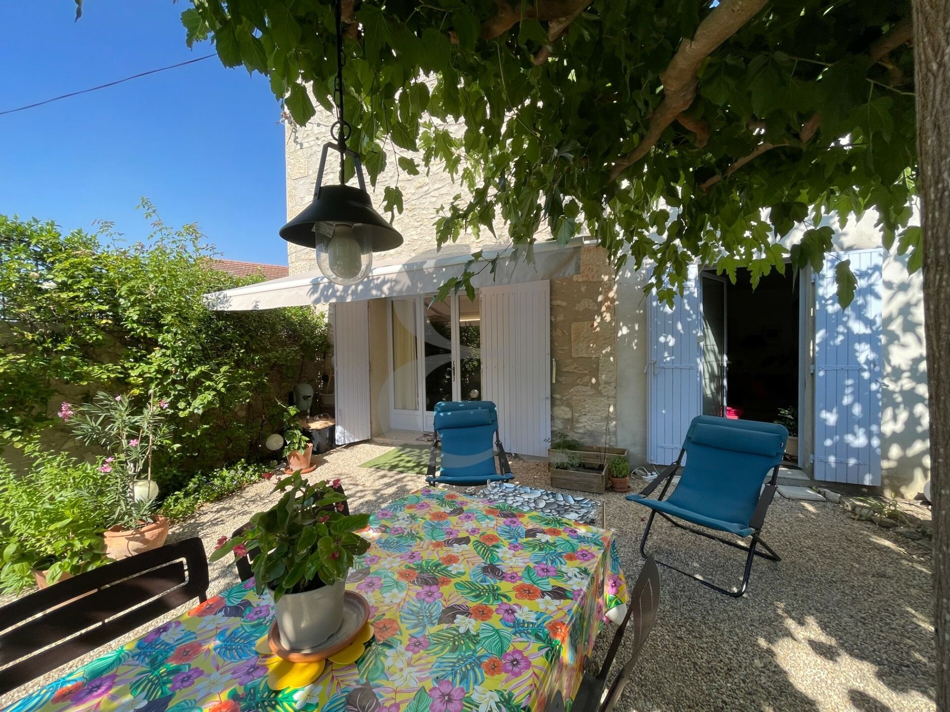 House in Saint-Remy-de-Provence, Provence-Alpes-Cote d'Azur 10829250