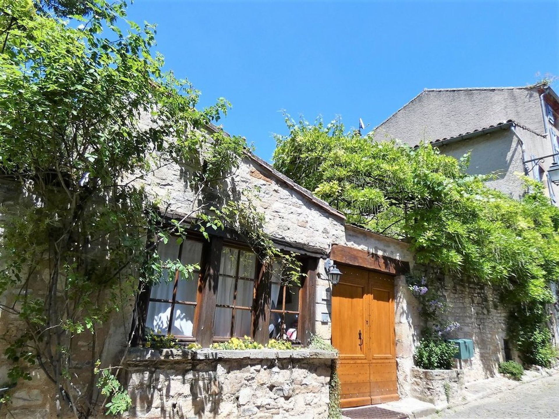 House in Cordes-sur-Ciel, Occitanie 10829314