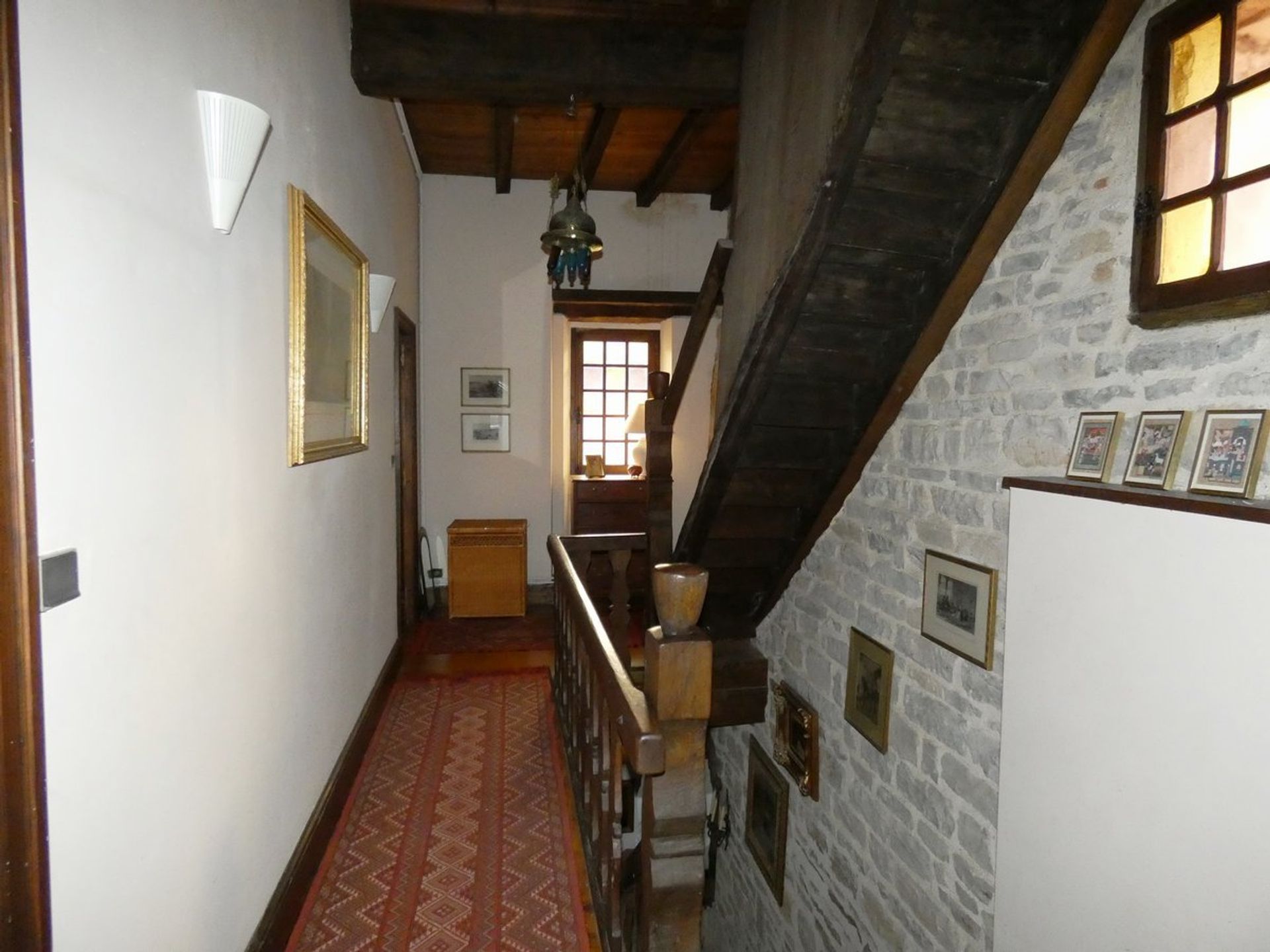 rumah dalam Cordes-sur-Ciel, Occitanie 10829314