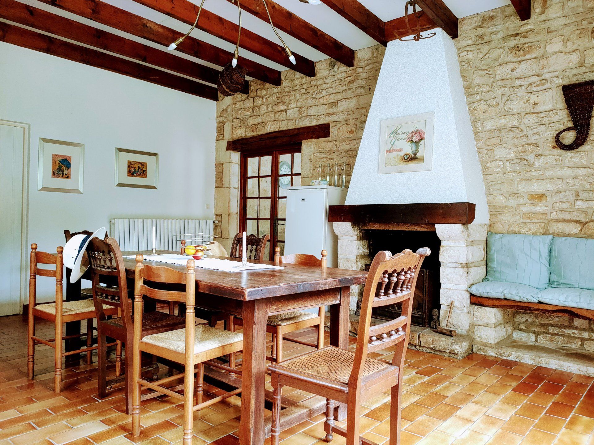 House in Nanteuil-en-Vallée, Nouvelle-Aquitaine 10829556