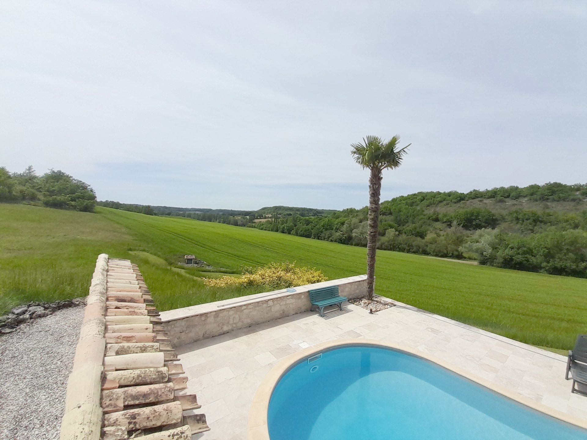 Rumah di Montaigu-de-Quercy, Occitanie 10829575