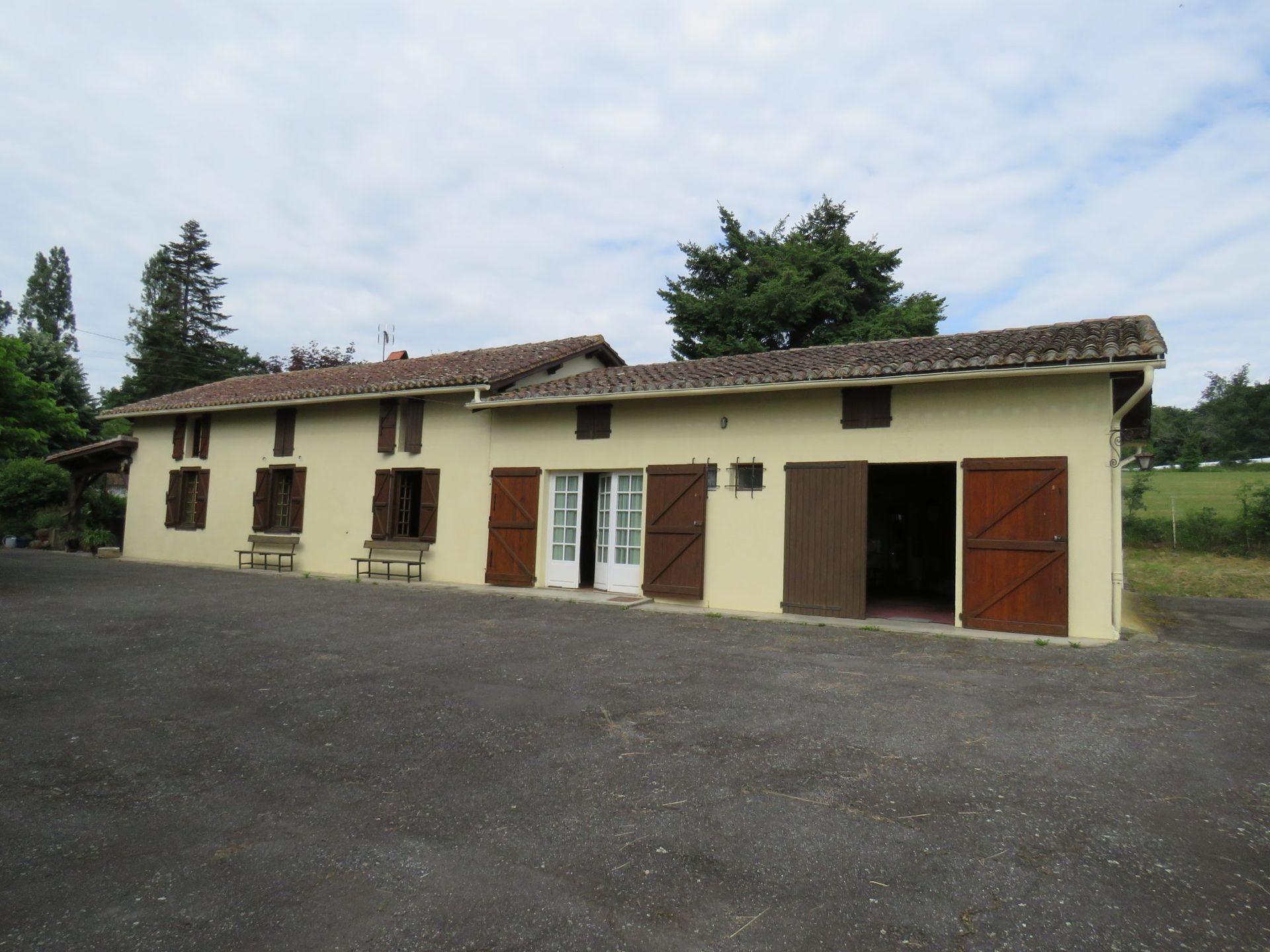 Rumah di Castelnau-Magnoac, Occitanie 10829727