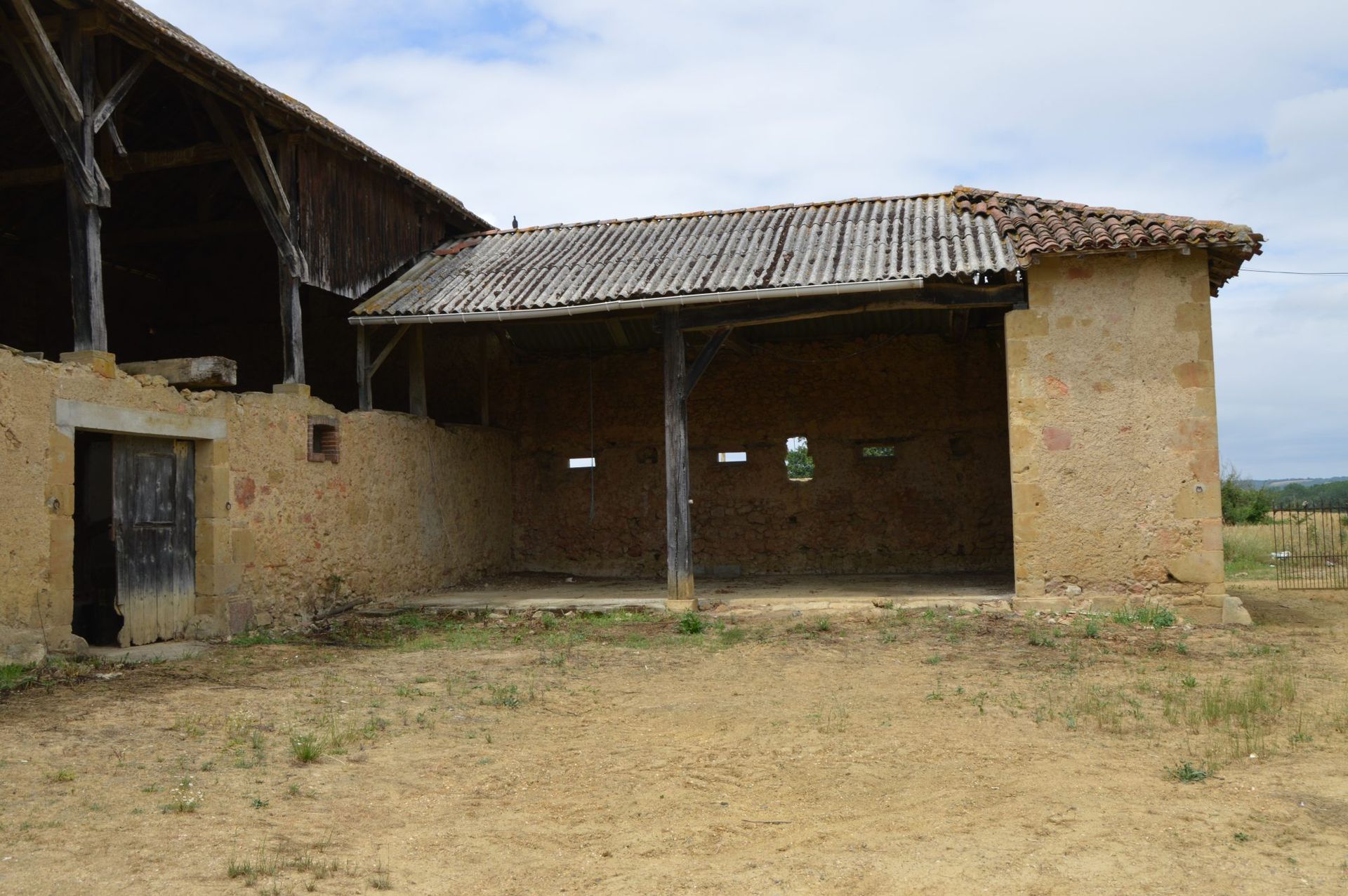 Rumah di Mirande, Occitanie 10829737