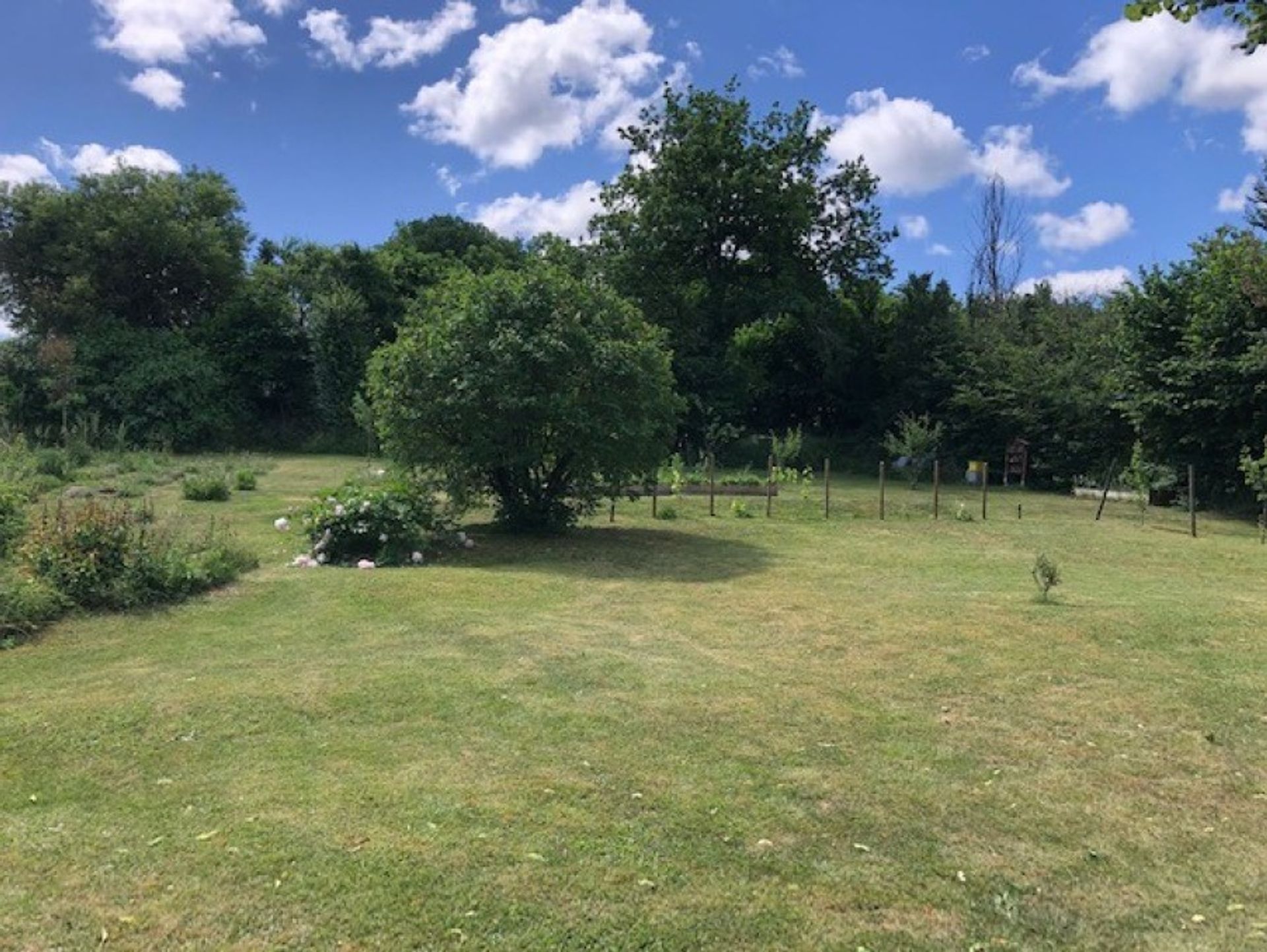 Rumah di Sainte-Foy-de-Longas, Nouvelle-Aquitaine 10829745